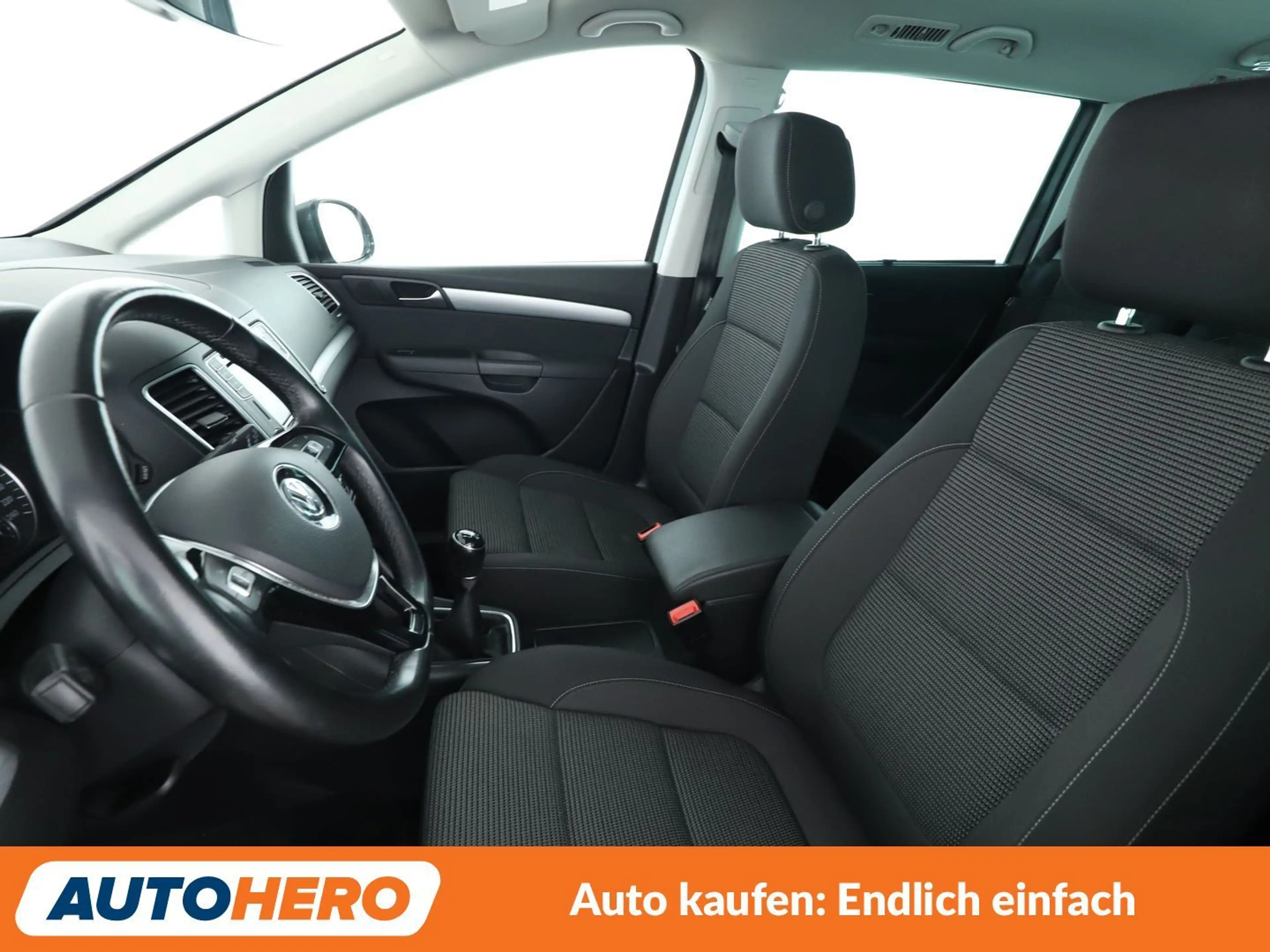 Volkswagen Sharan 2.0 TDI Comfortline BlueMotion Tech*PDC* — photo 10