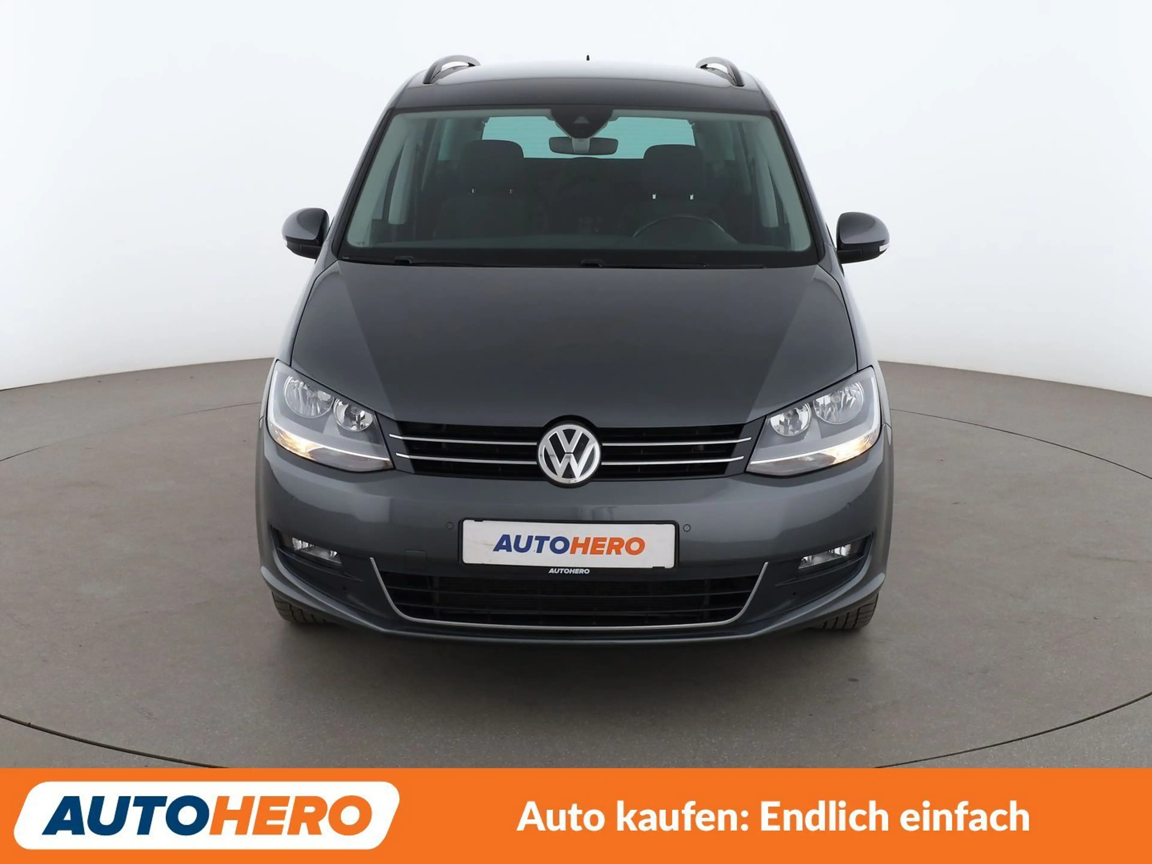 Volkswagen Sharan 2.0 TDI Comfortline BlueMotion Tech*PDC* — photo 9