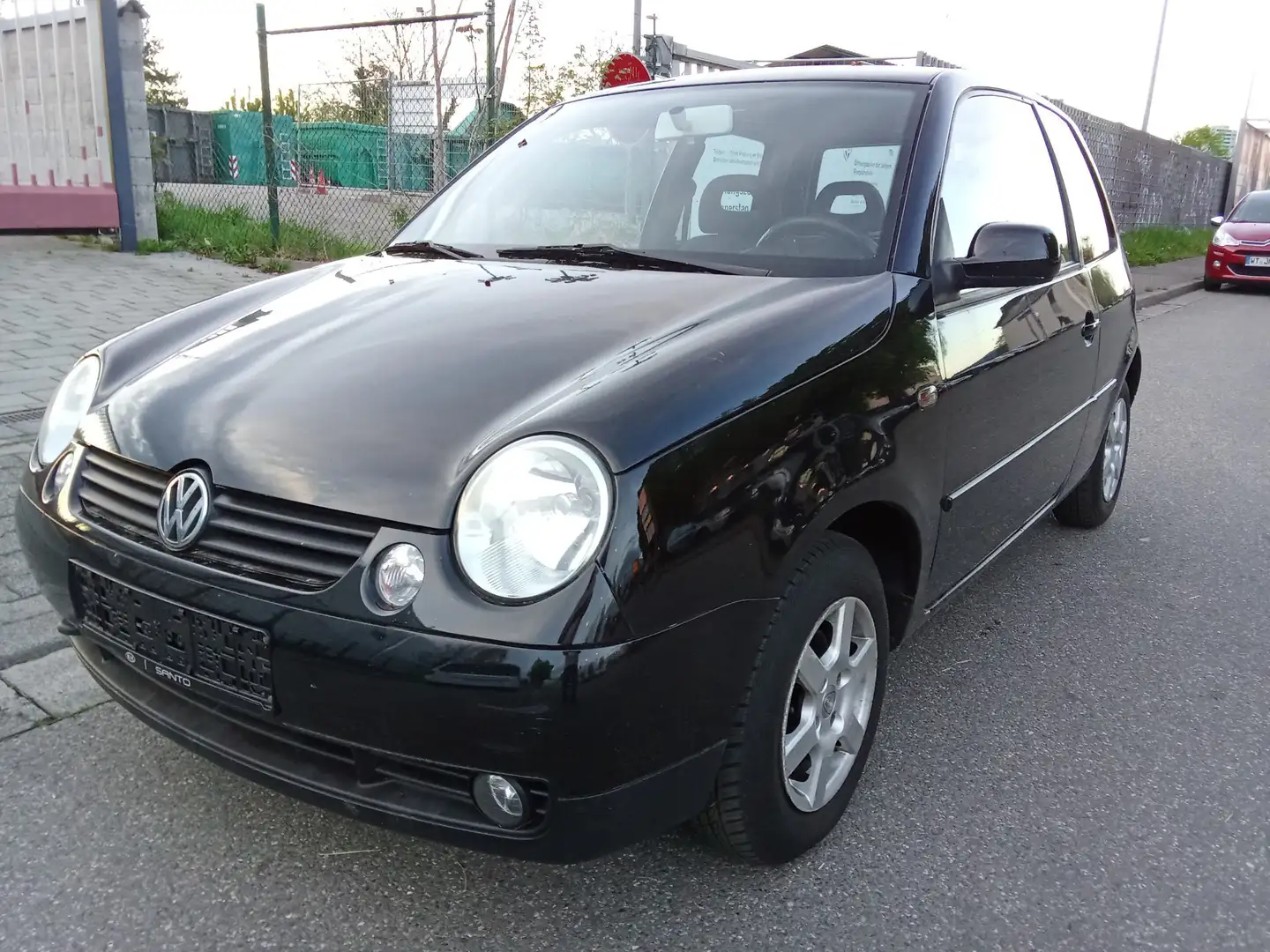Volkswagen Lupo 1.4 Trendline Černá - 1