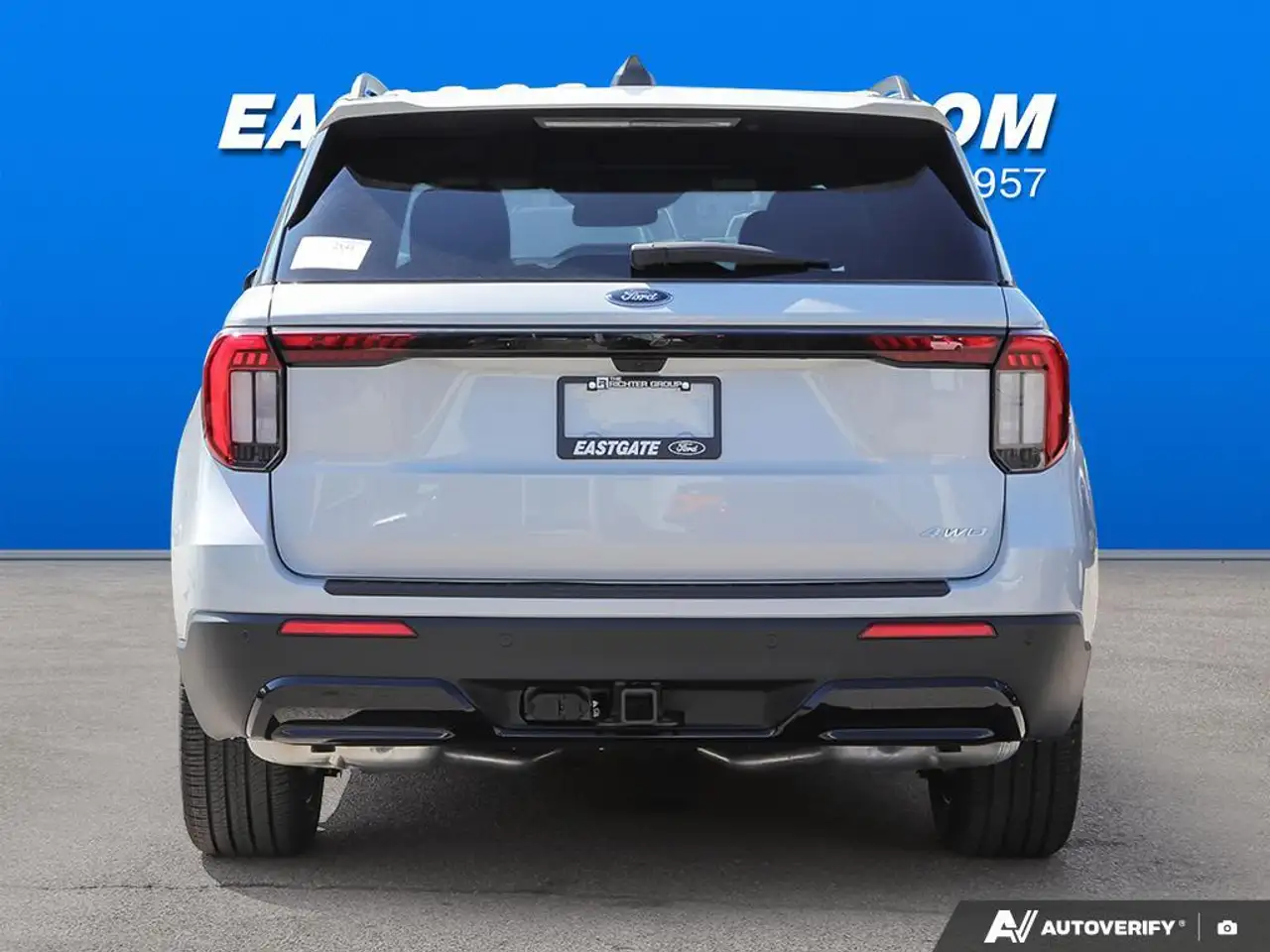 Ford Explorer снимка Ford Explorer