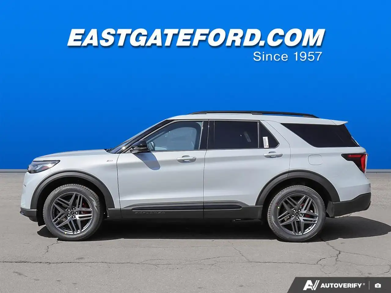 Ford Explorer снимка Ford Explorer