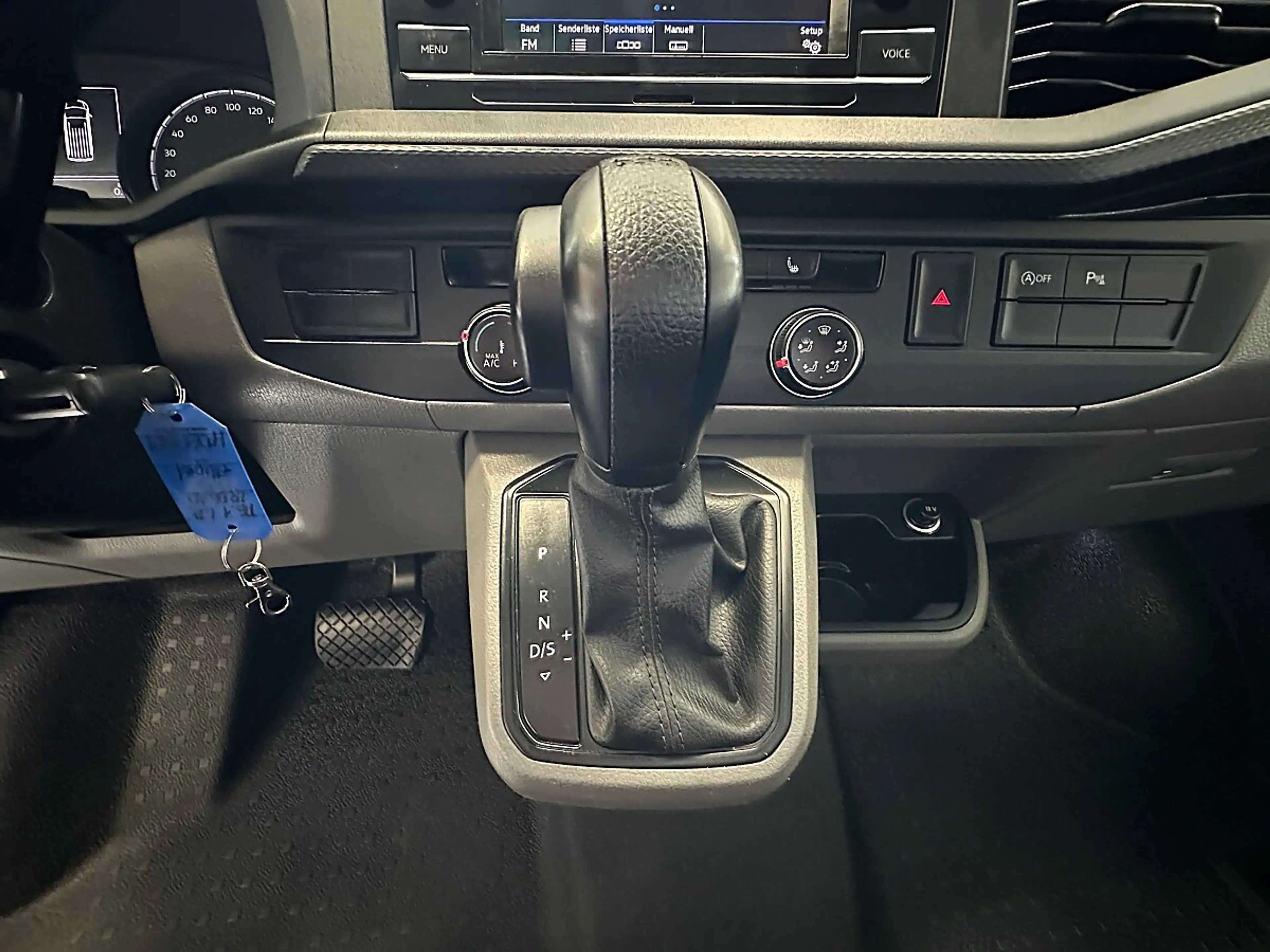 Volkswagen T6.1 Transporter 2.0 TDI lang Flügel 2H1 Servotronic, Einparkhi... — photo 12