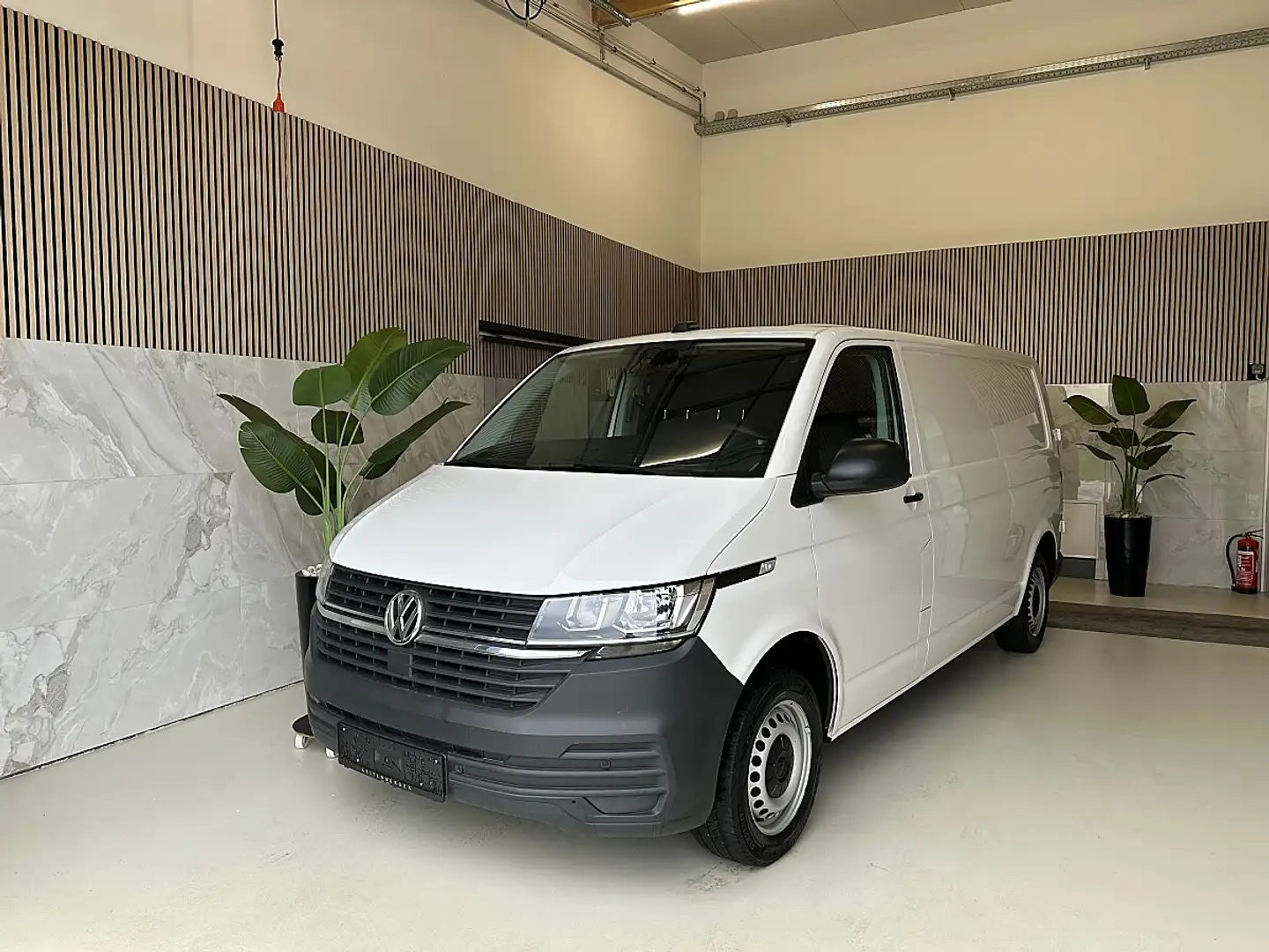 Volkswagen T6.1 Transporter 2.0 TDI lang Flügel 2H1 Servotronic, Einparkhi... Weiß - 2