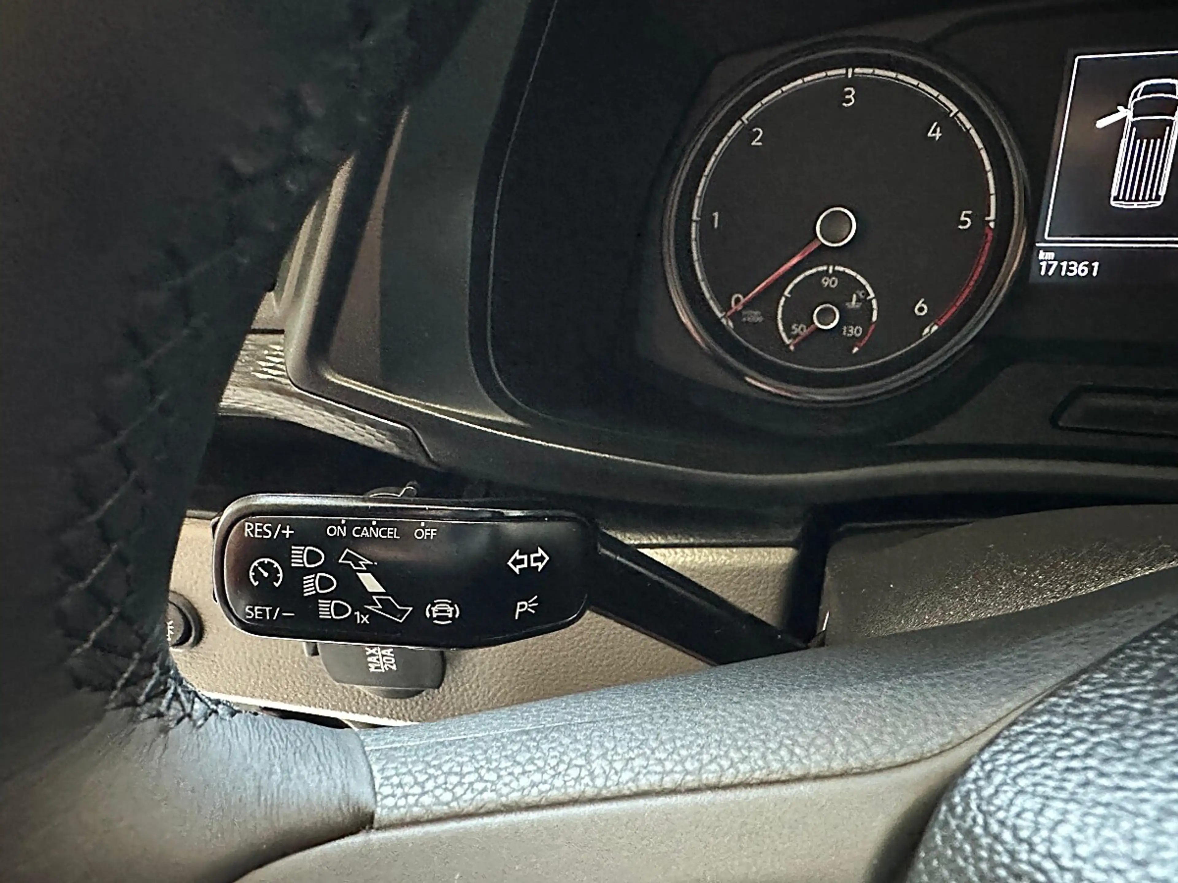 Volkswagen T6.1 Transporter 2.0 TDI lang Flügel 2H1 Servotronic, Einparkhi... — photo 19