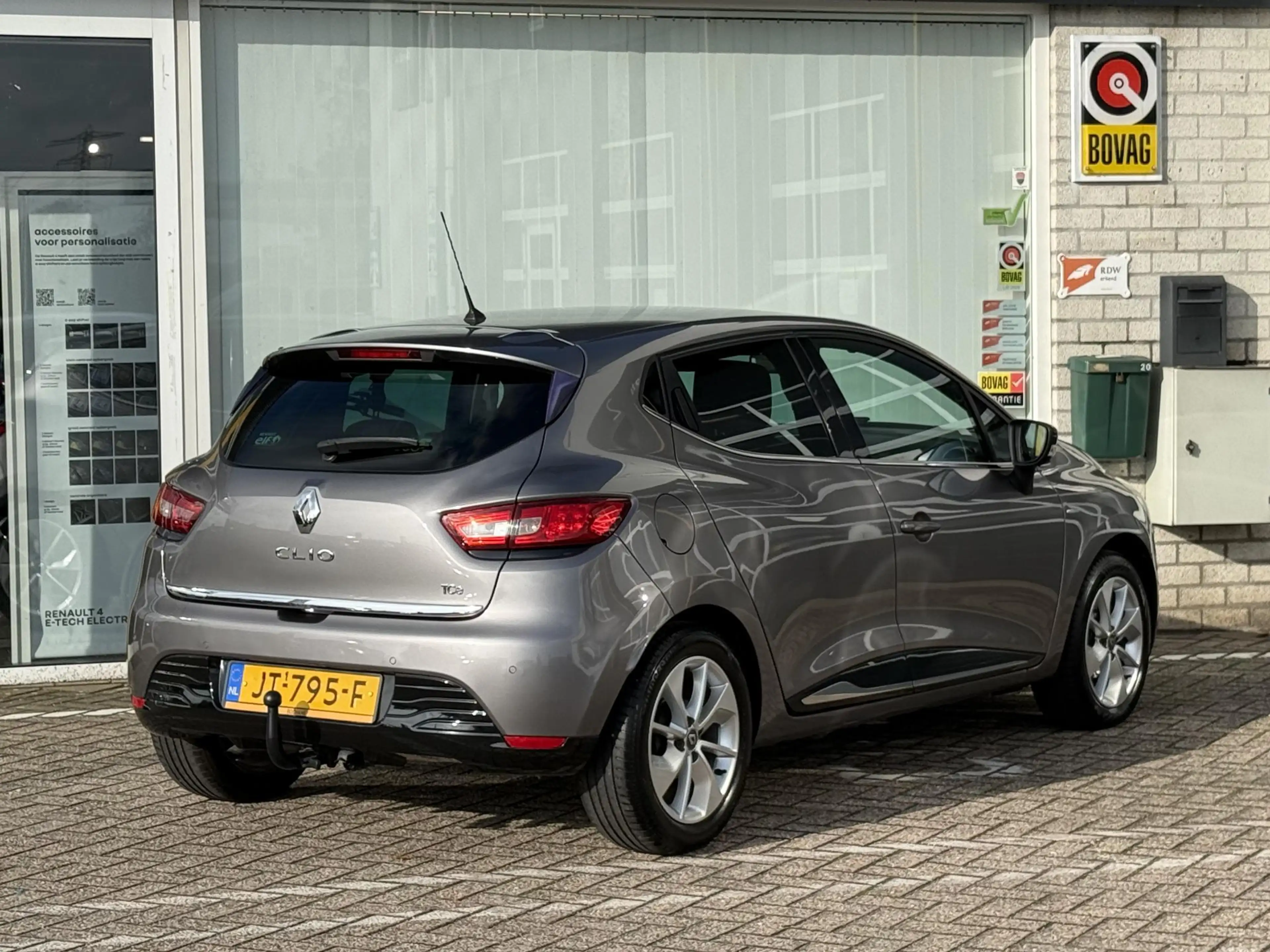 Renault Clio 0.9 TCe Limited | NAP | Dealer onderhouden | Trekh — photo 6