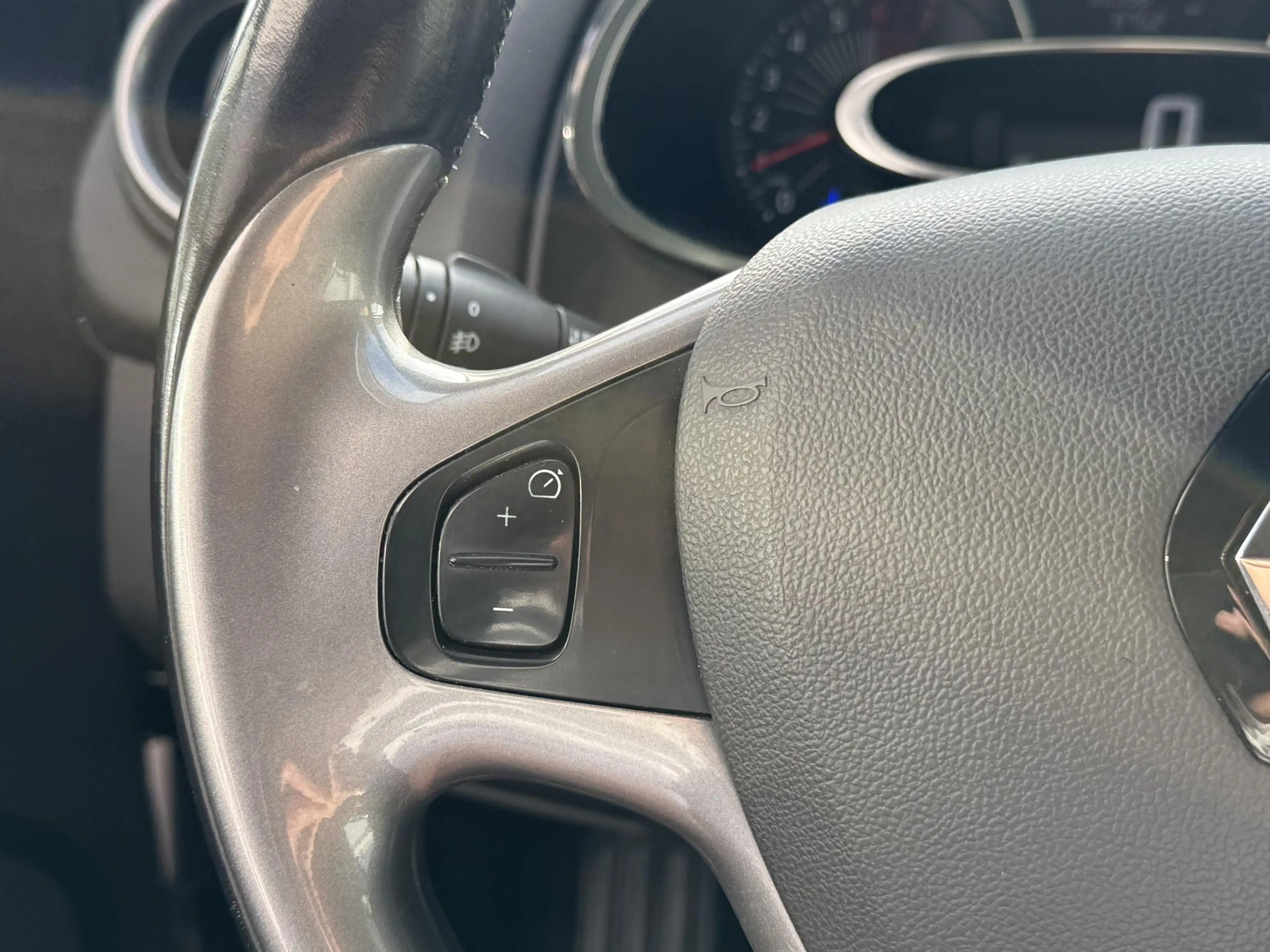 Renault Clio 0.9 TCe Limited | NAP | Dealer onderhouden | Trekh — photo 16