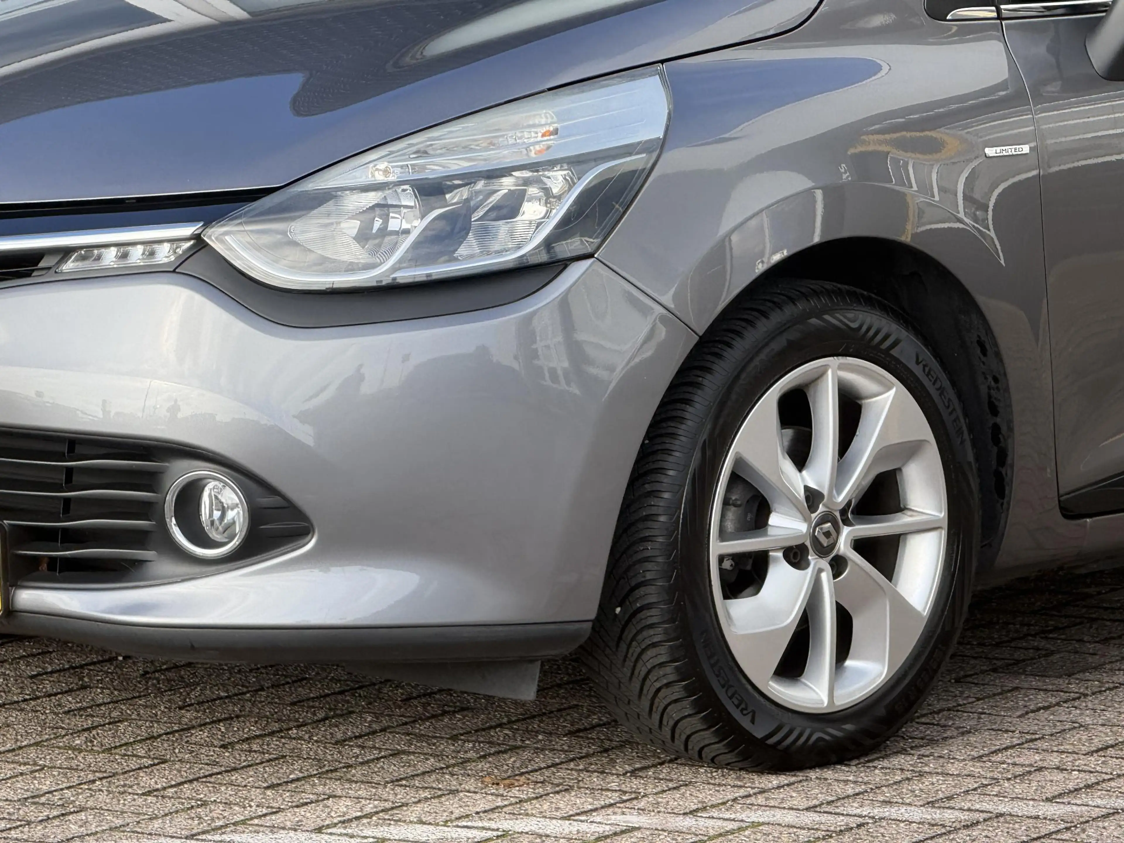 Renault Clio 0.9 TCe Limited | NAP | Dealer onderhouden | Trekh — photo 11