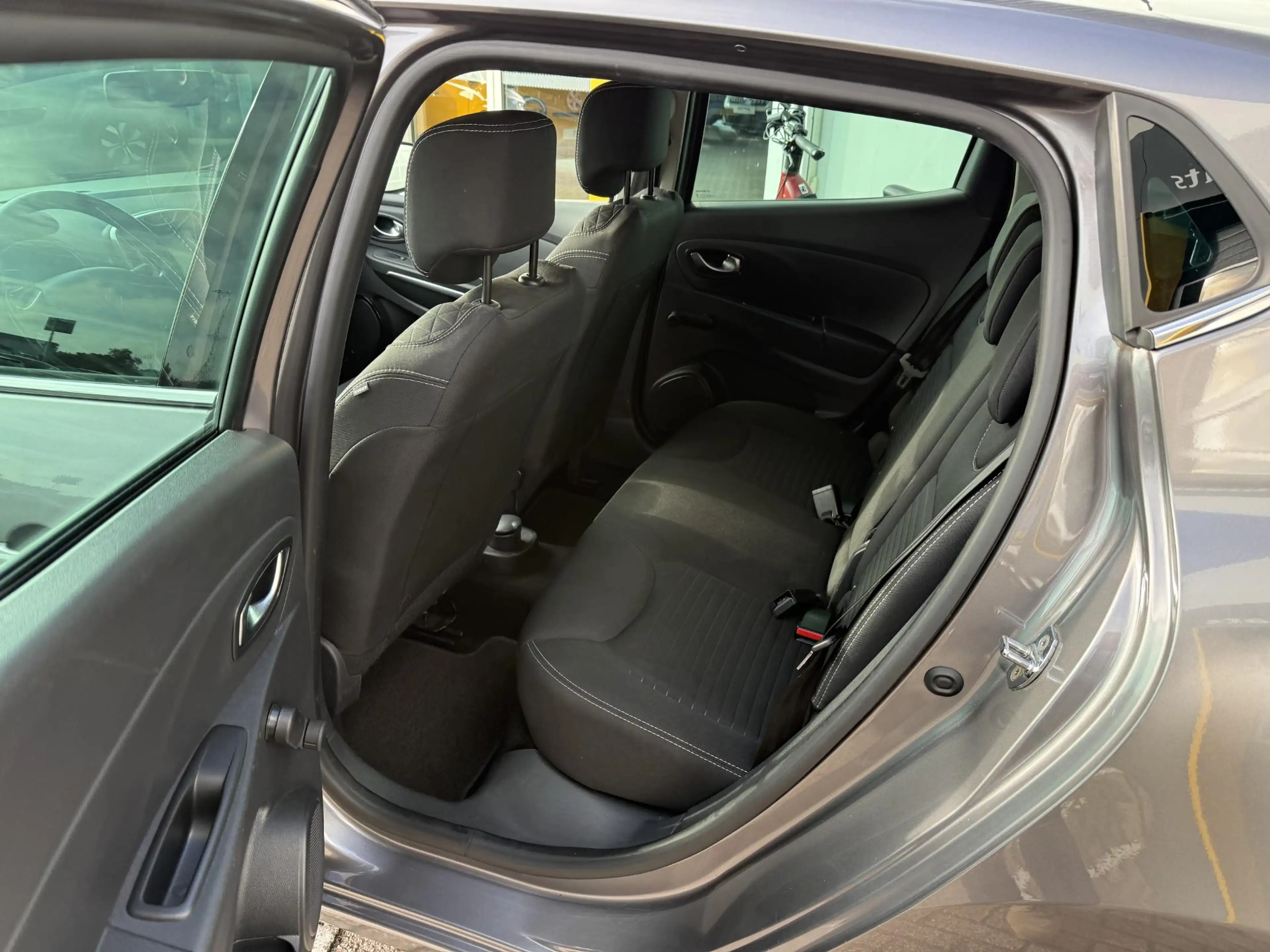 Renault Clio 0.9 TCe Limited | NAP | Dealer onderhouden | Trekh — photo 8