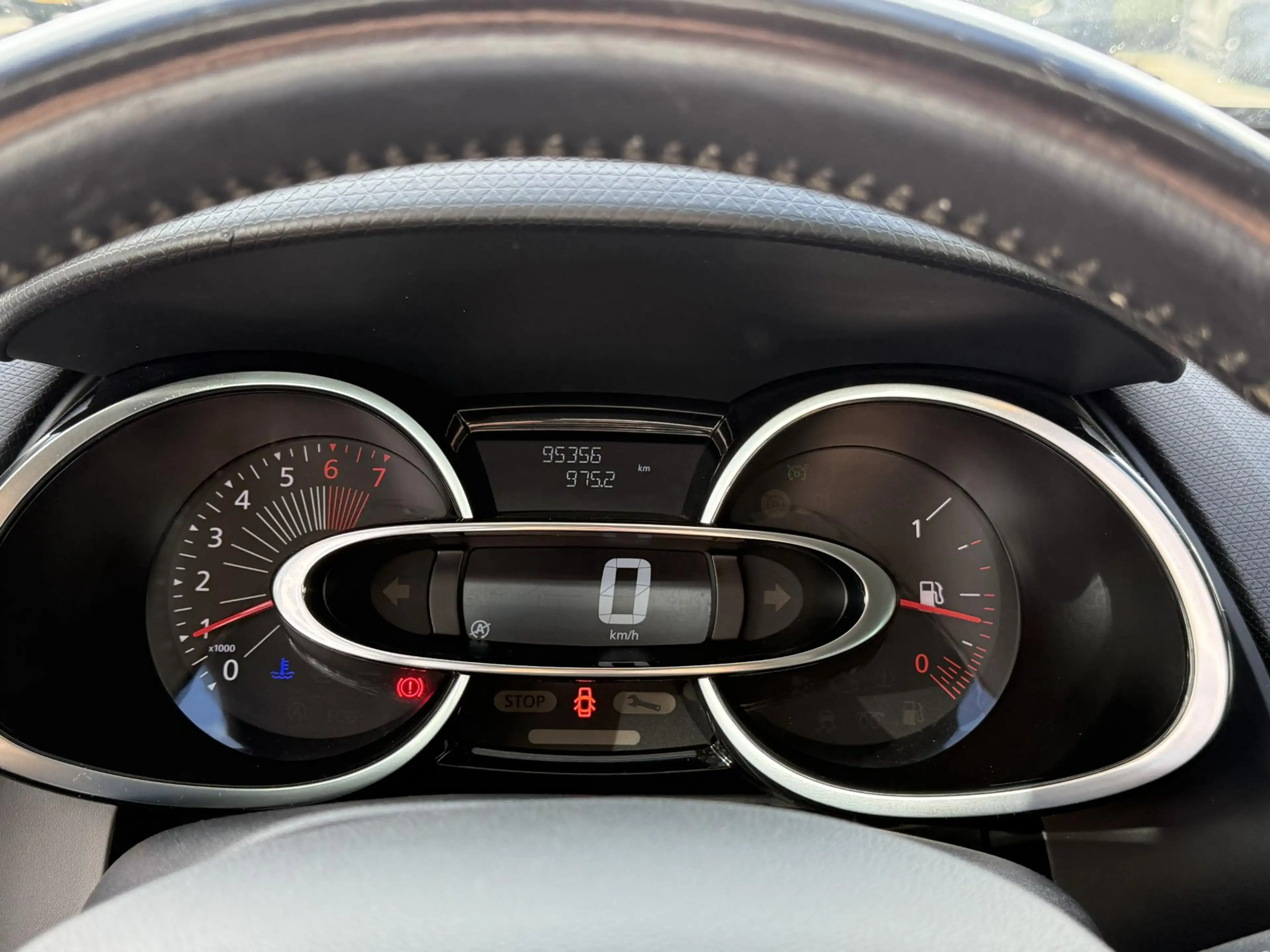 Renault Clio 0.9 TCe Limited | NAP | Dealer onderhouden | Trekh — photo 4