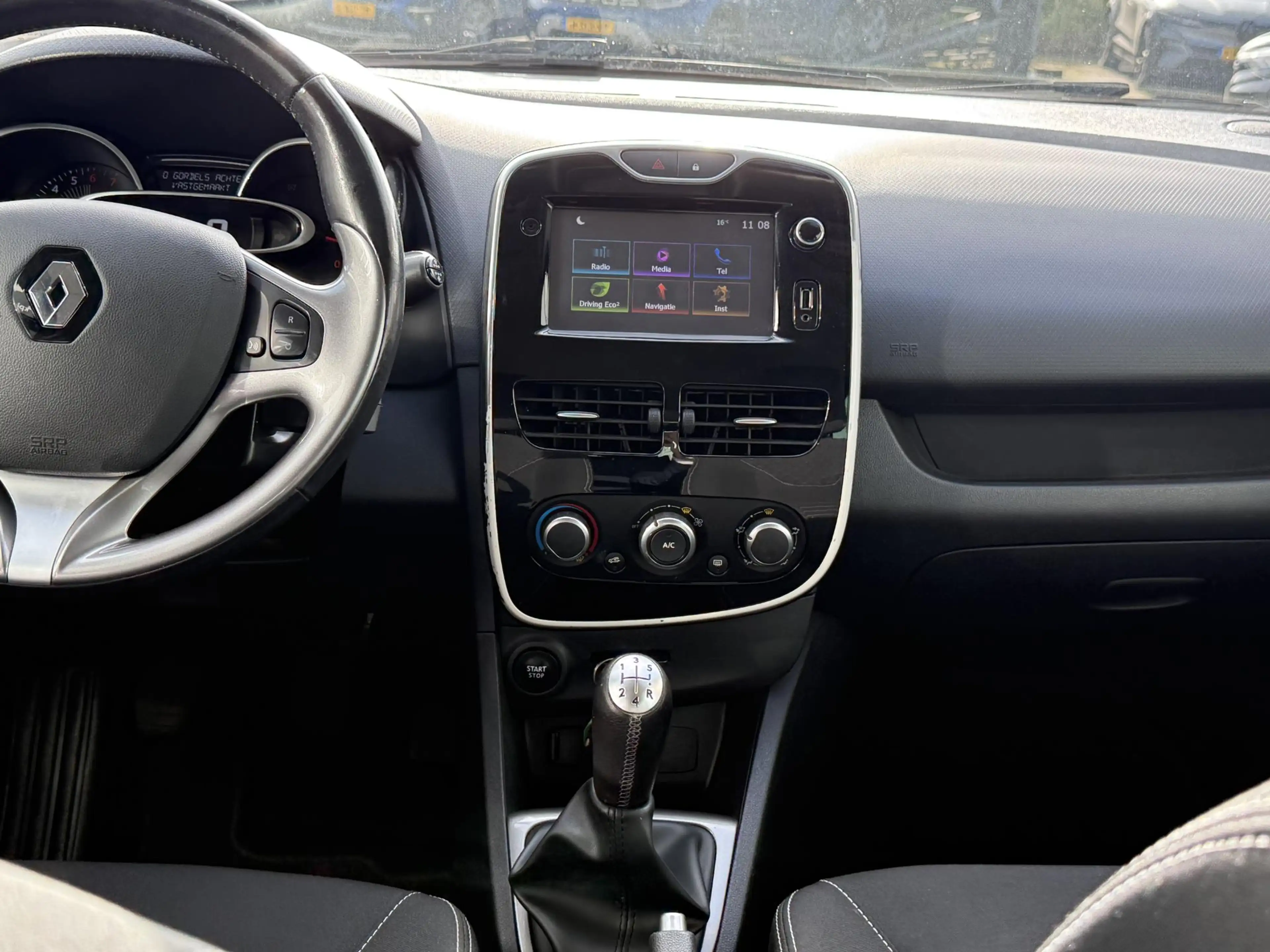 Renault Clio 0.9 TCe Limited | NAP | Dealer onderhouden | Trekh — photo 10