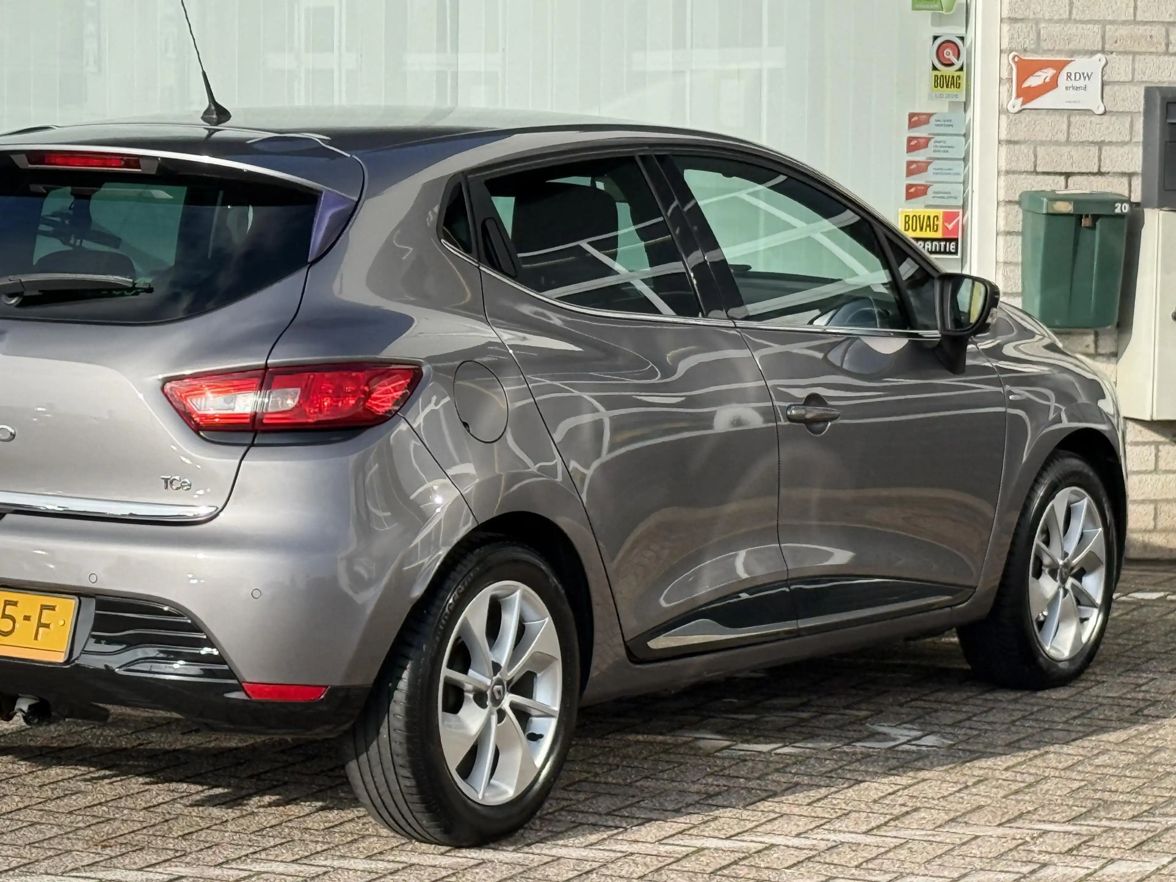 Renault Clio 0.9 TCe Limited | NAP | Dealer onderhouden | Trekh — photo 12