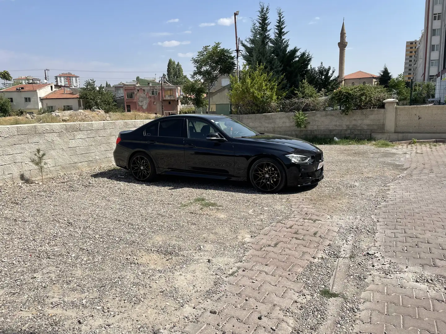 BMW 320 320d xDrive Aut. - 1