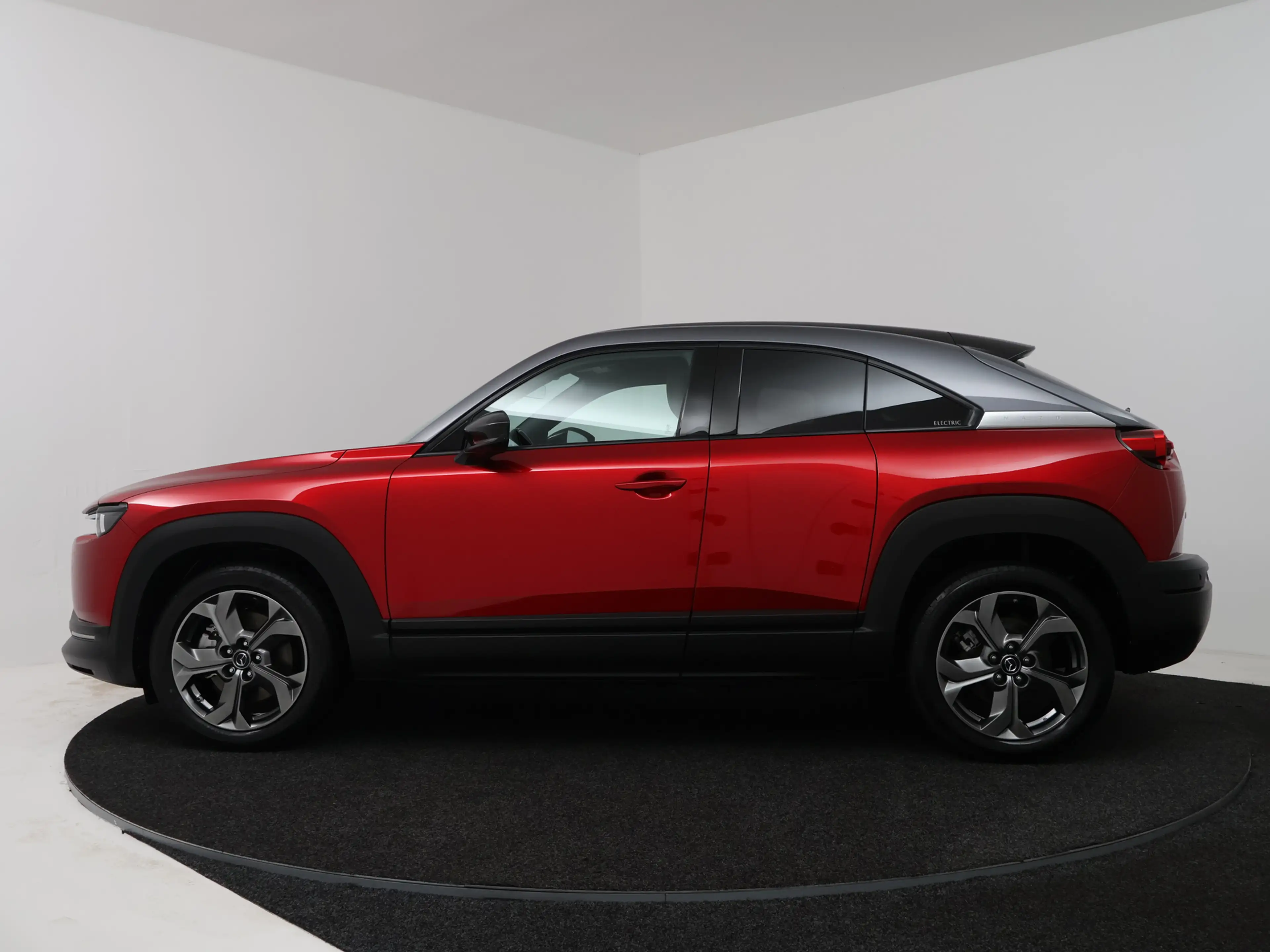 Mazda MX-30 e-SkyActiv 145 First Edition 36 kWh | Stoelgeheuge — photo 3