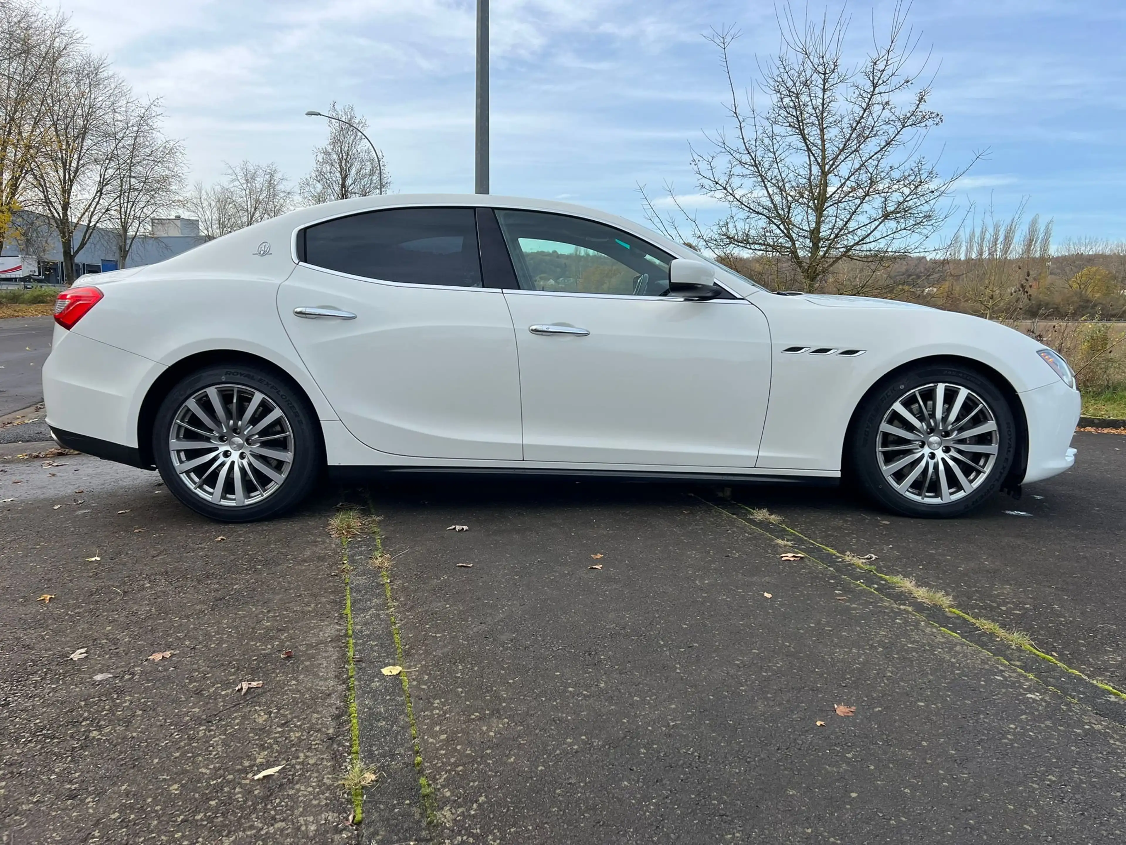 Maserati Ghibli 3.0 V6 BiTurbo GranSport — photo 14