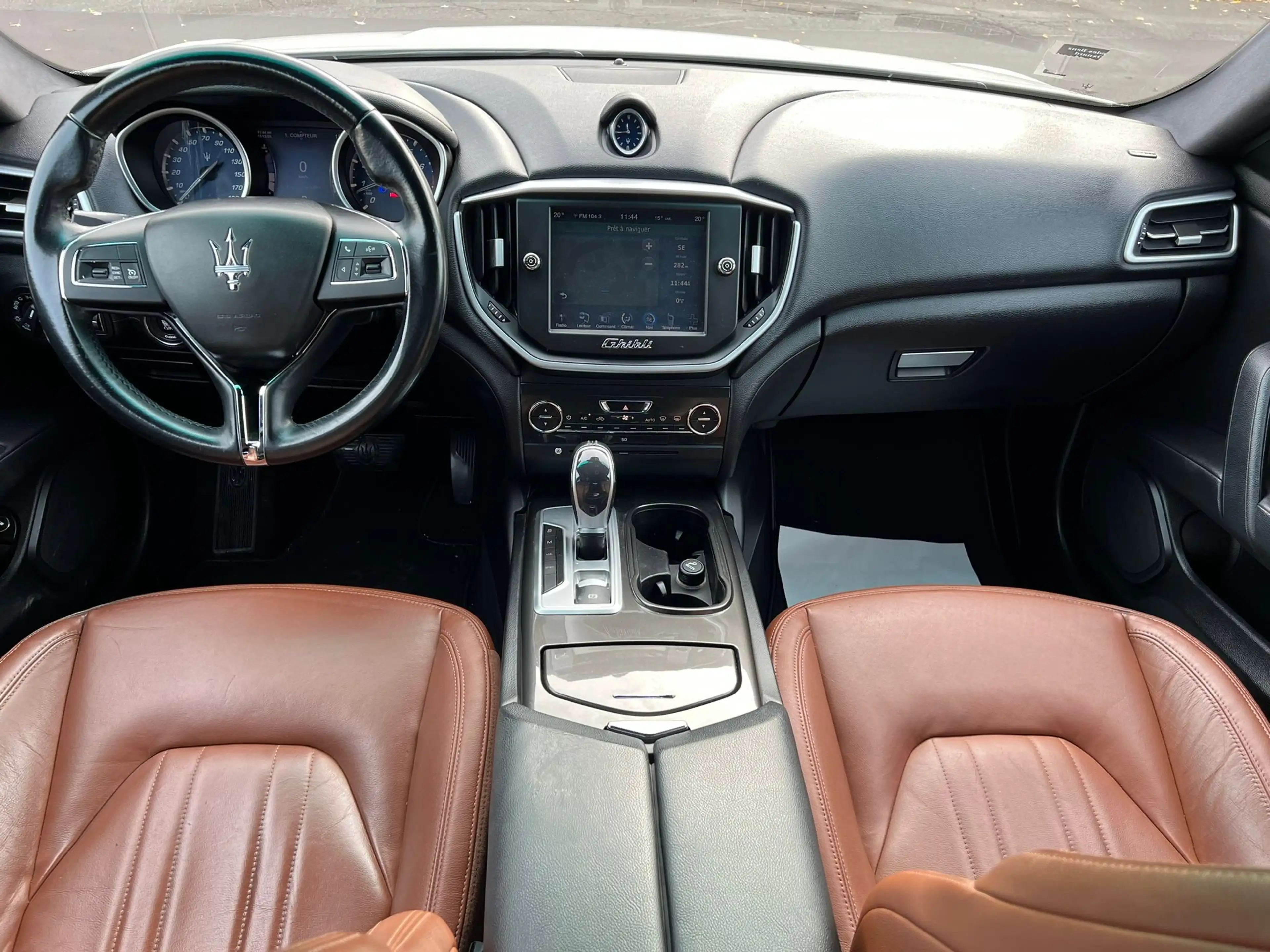 Maserati Ghibli 3.0 V6 BiTurbo GranSport — photo 8