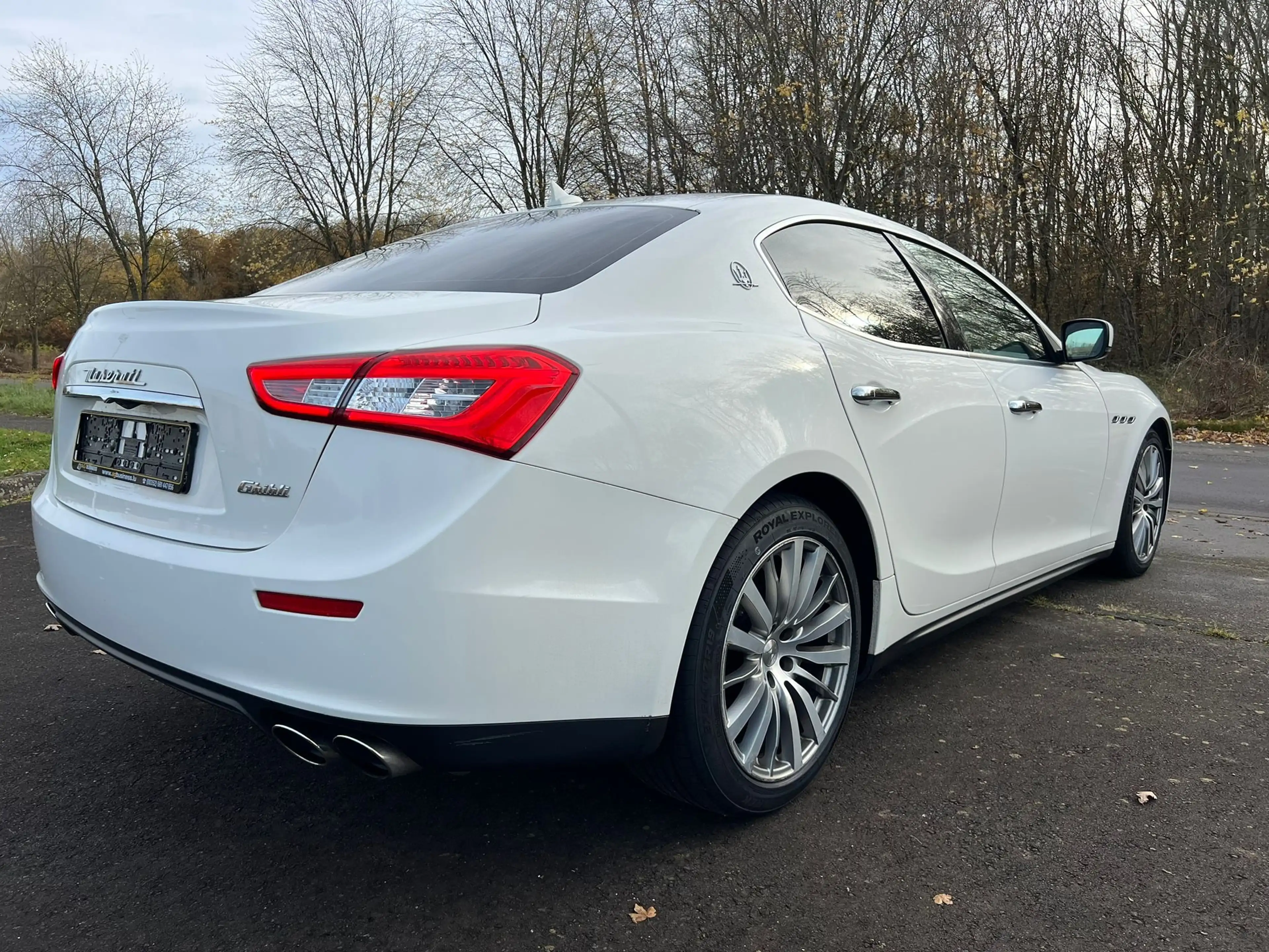Maserati Ghibli 3.0 V6 BiTurbo GranSport — photo 4