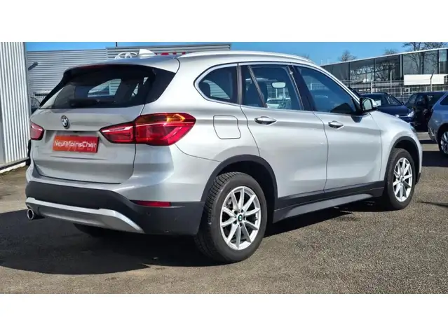 BMW X1 view 3