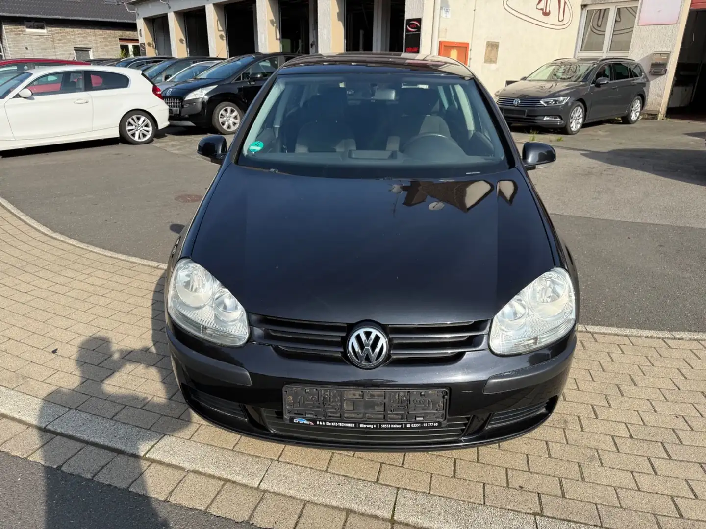 Volkswagen Golf V Lim. Trendline Klima,1.Hand,5 Tür Neu Tüv Schwarz - 2