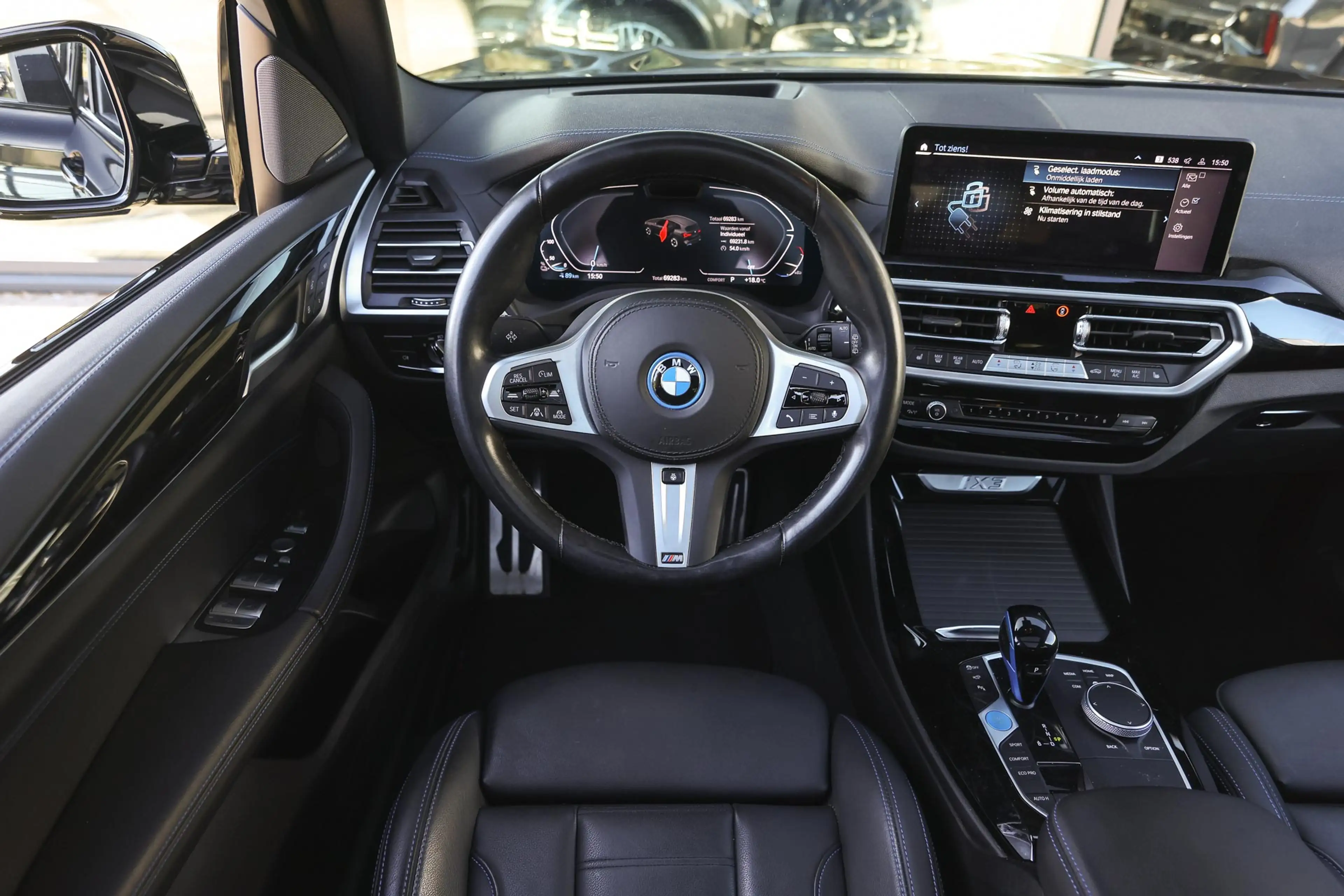 BMW iX3 High Executive / Trekhaak / Comfort Access / Head- — photo 3