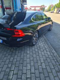 2.0 d4 Momentum geartronic my18