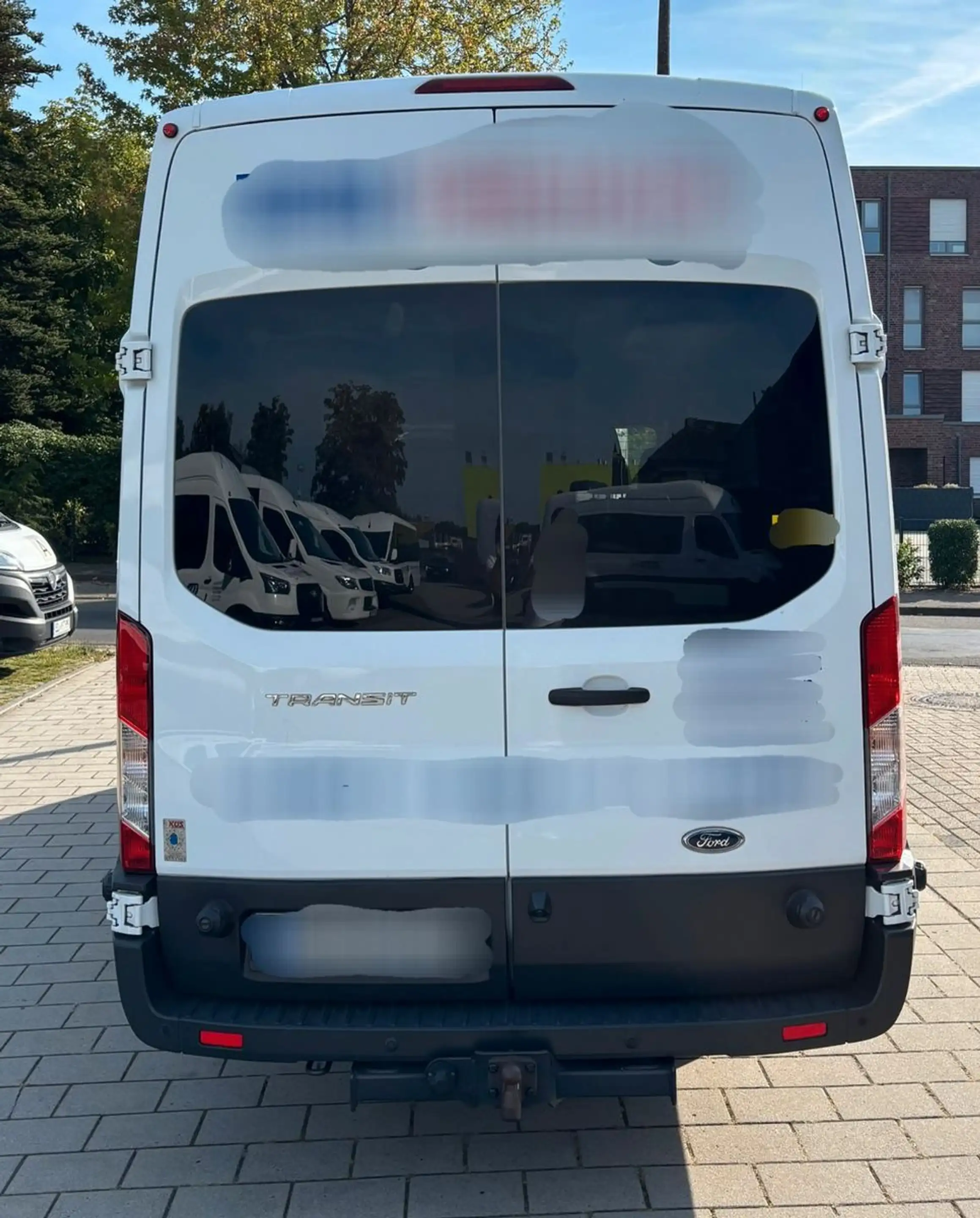 Ford Transit Bus 460 L4 18 Sitze lang hoch Camper — photo 2
