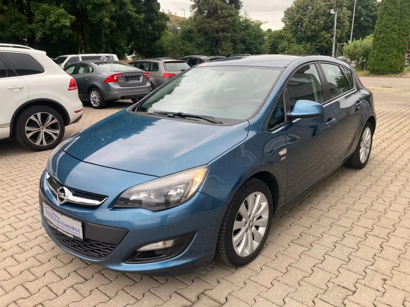 Opel Astra J Lim. 5-trg.1,4TurboActive,Klimaautomatik Blau - 2