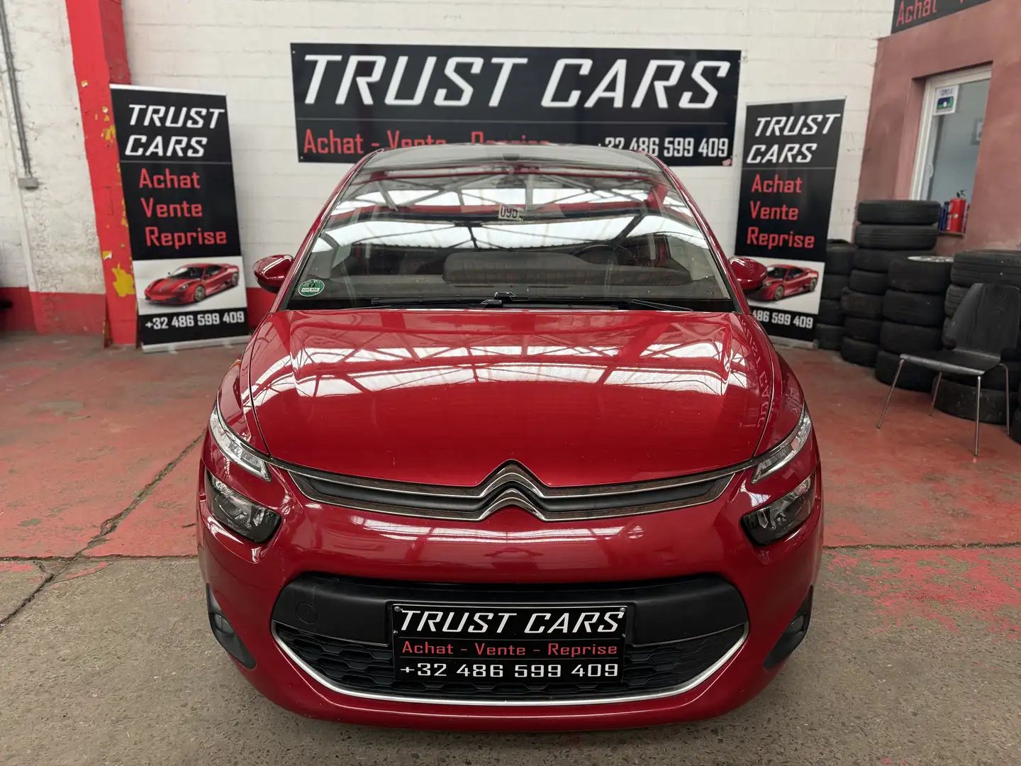 Citroen C4 Picasso 1.6 BlueHDi Intensive Rouge - 1