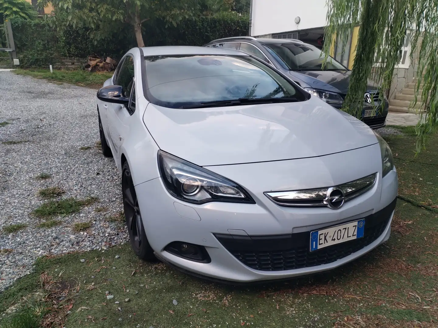 Opel Astra GTC 2.0 cdti ecotec Cosmo S s&s 165cv - 1