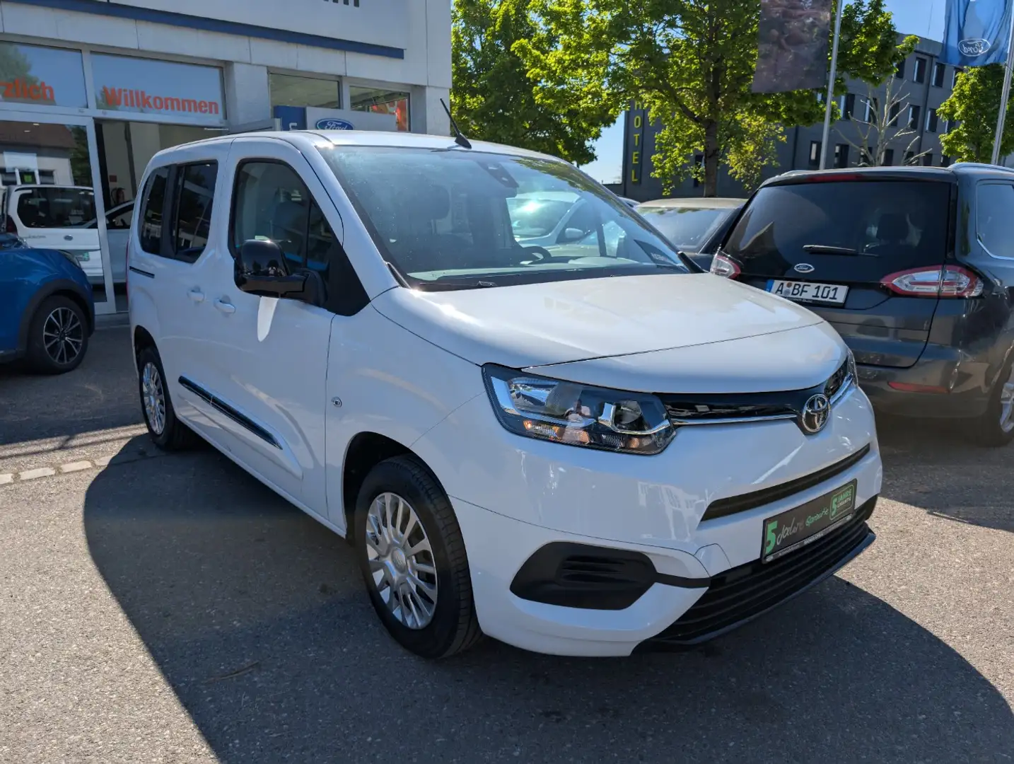 Toyota Proace City Verso 1.2 L1 Shuttle *SPUR-ASS*TEMP* Blanc - 2