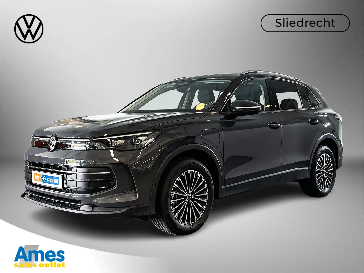 Volkswagen Tiguan 1.5 eHybrid 204pk Life Edition Achteruitrijcamera Gris - 1