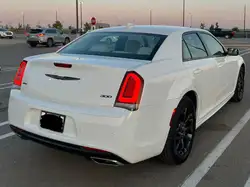 Chrysler 300 2022