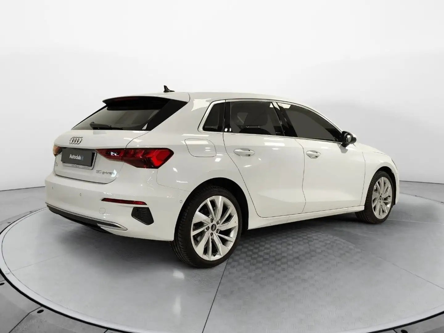 Audi A3 SPB 30 g-tron S tronic Business Advanced Bianco - 2