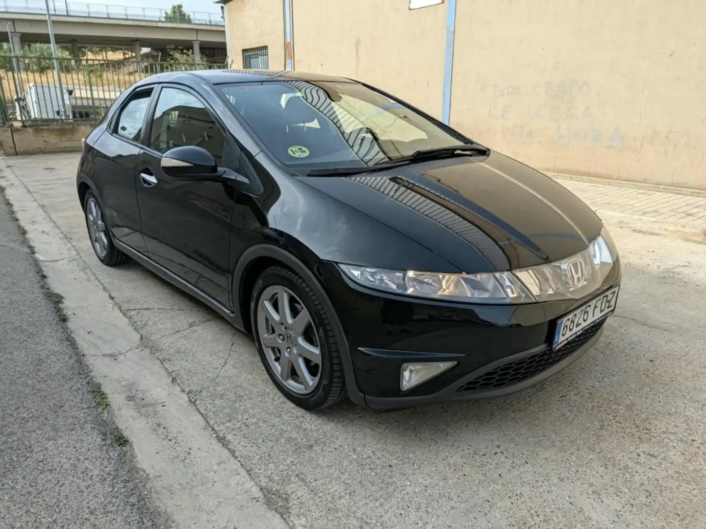 Honda Civic 2.2i-CTDI Sport Negro - 1