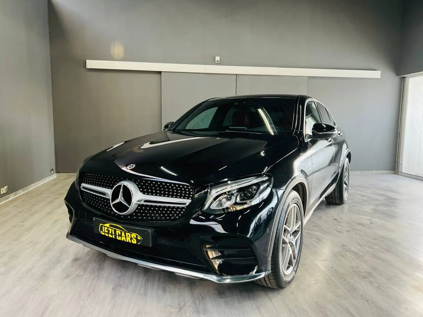 Mercedes-Benz GLC 250 4Matic Coupé AMG-Line|1 JaarGarantie|Autmat|Cam Zwart - 2