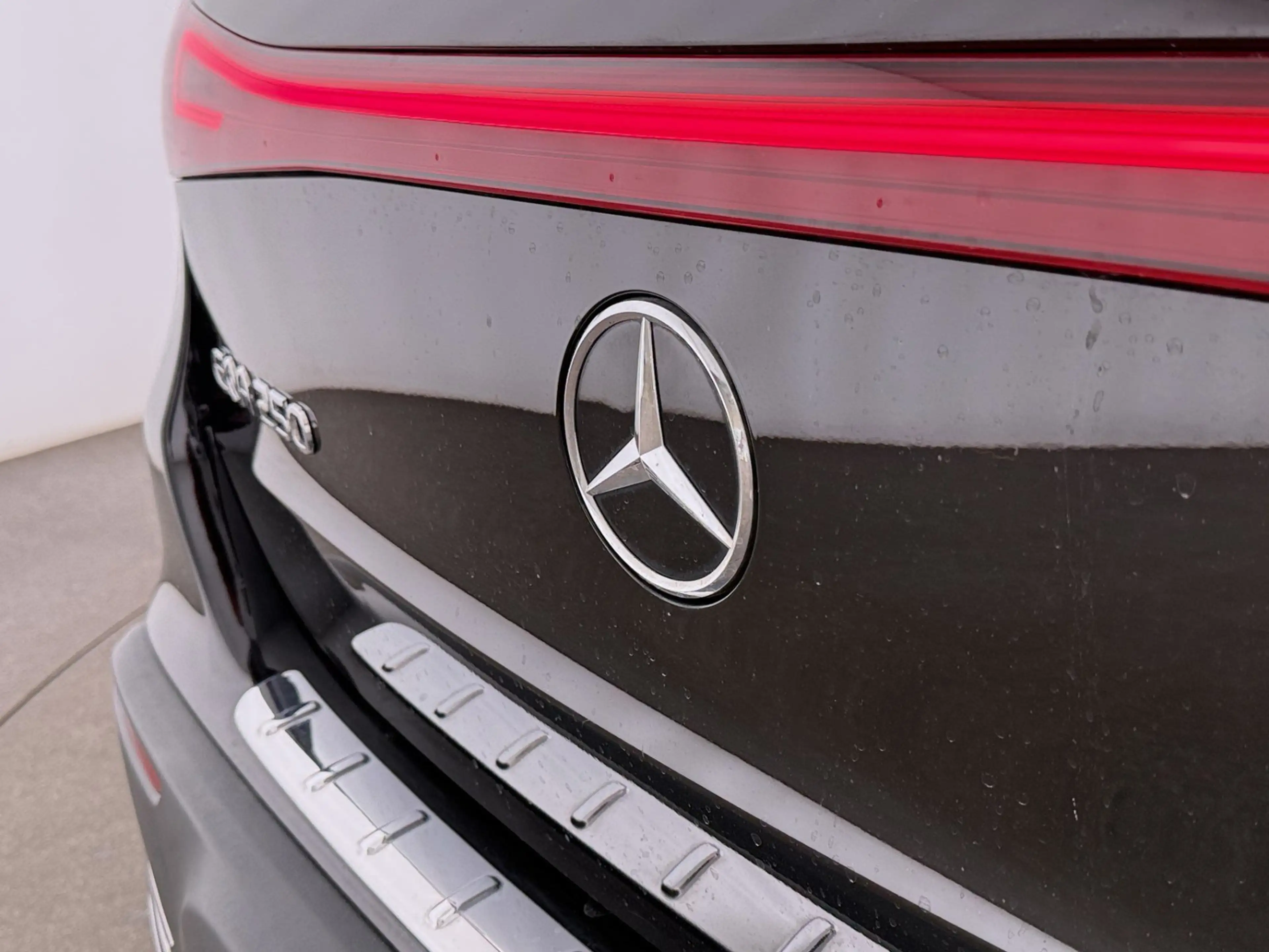 Mercedes-Benz EQA 250 Progressive Aut LED LEDER NAVI R-KAMERA — photo 10