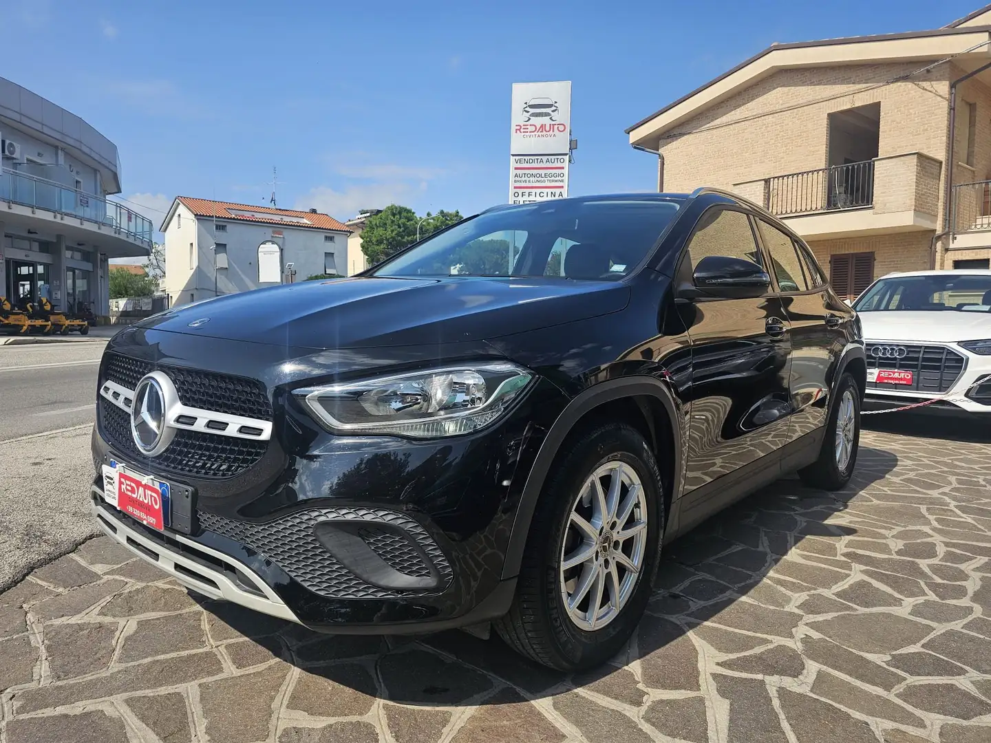 Mercedes-Benz GLA 200 GLA-H247 2020 d Executive auto Nero - 1