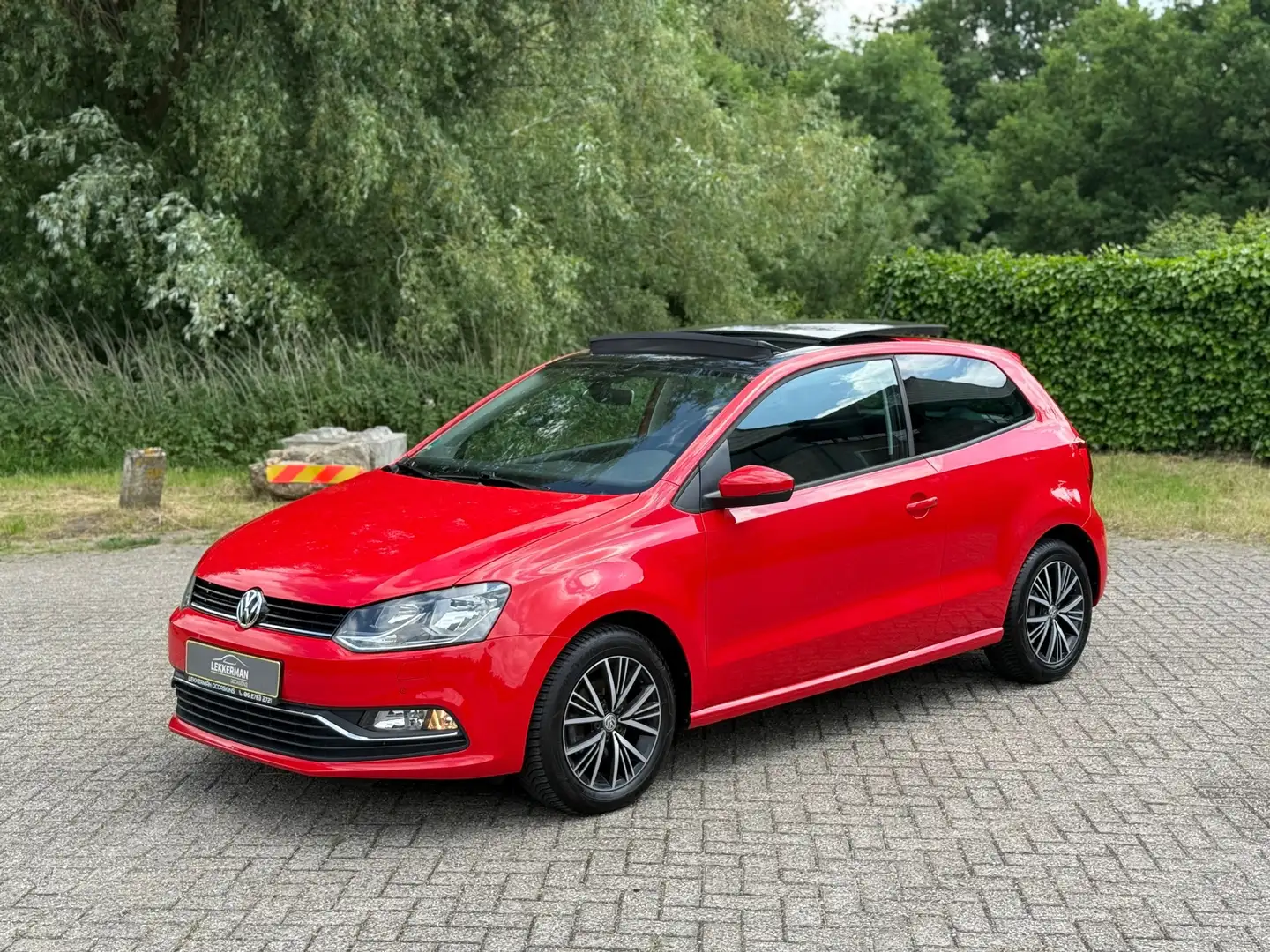 Volkswagen Polo 1.0 High Line PANO I CRUISE I TREKHAAK I UNIEK I B Rouge - 1