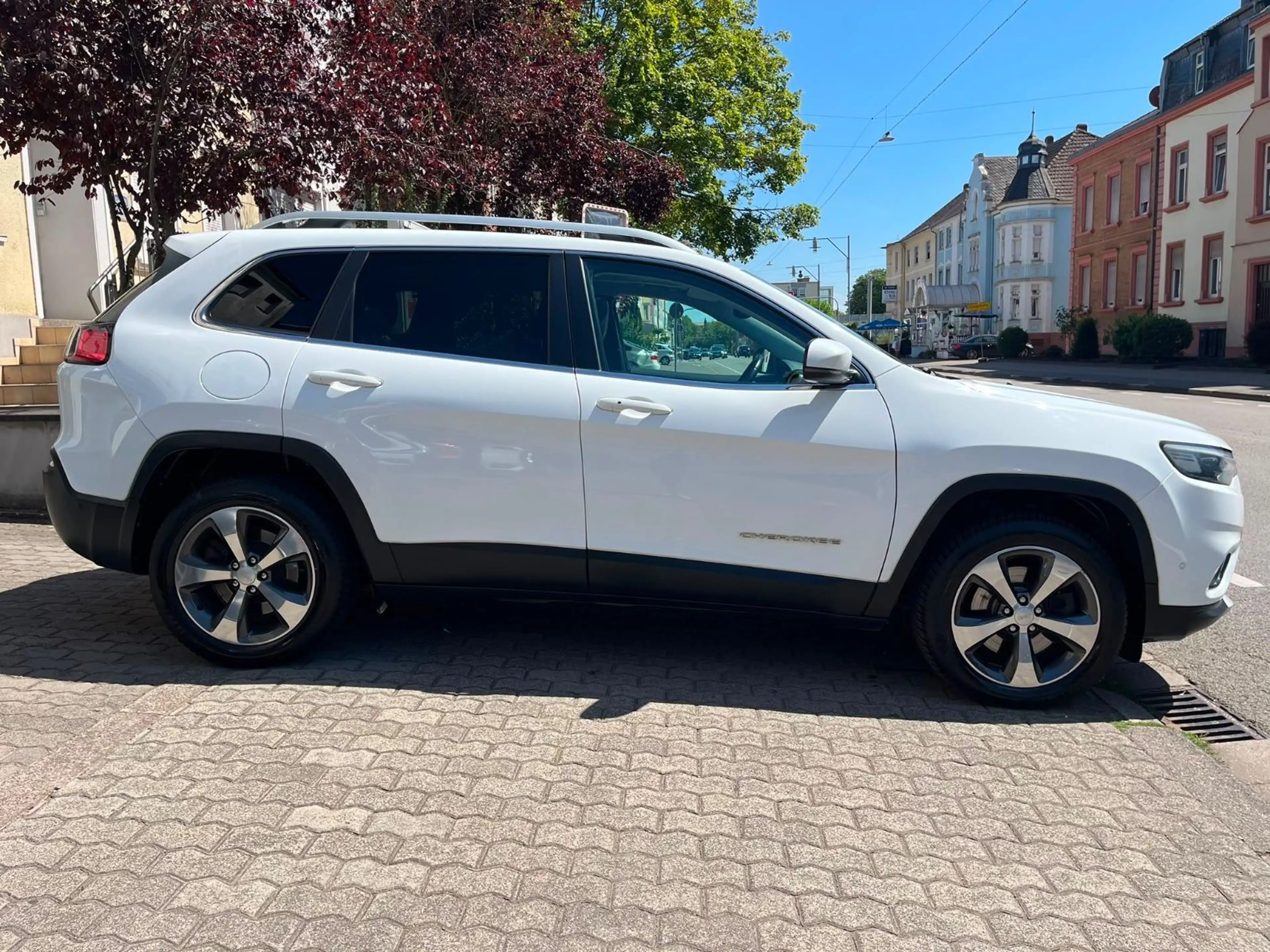 Jeep Cherokee Limited 4WD Aut. Leder, PANORAMA — photo 4