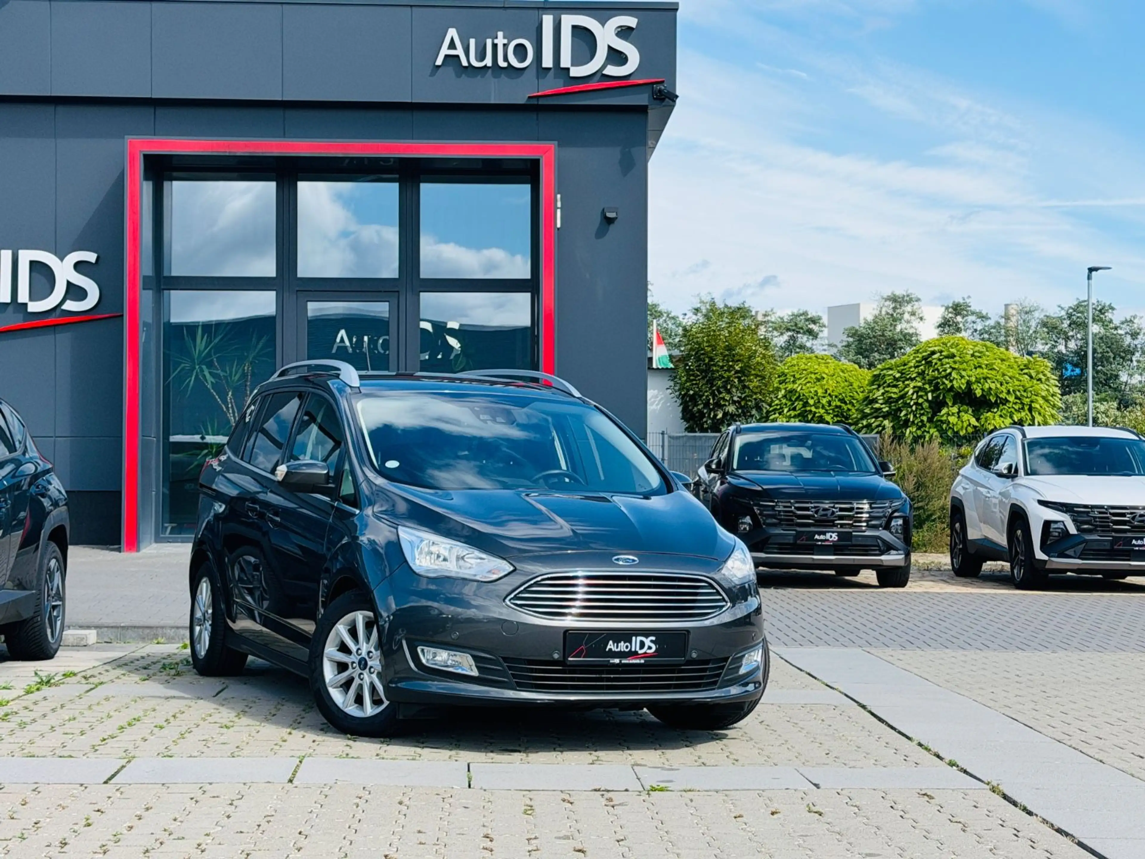 Ford Grand C-Max Titanium
