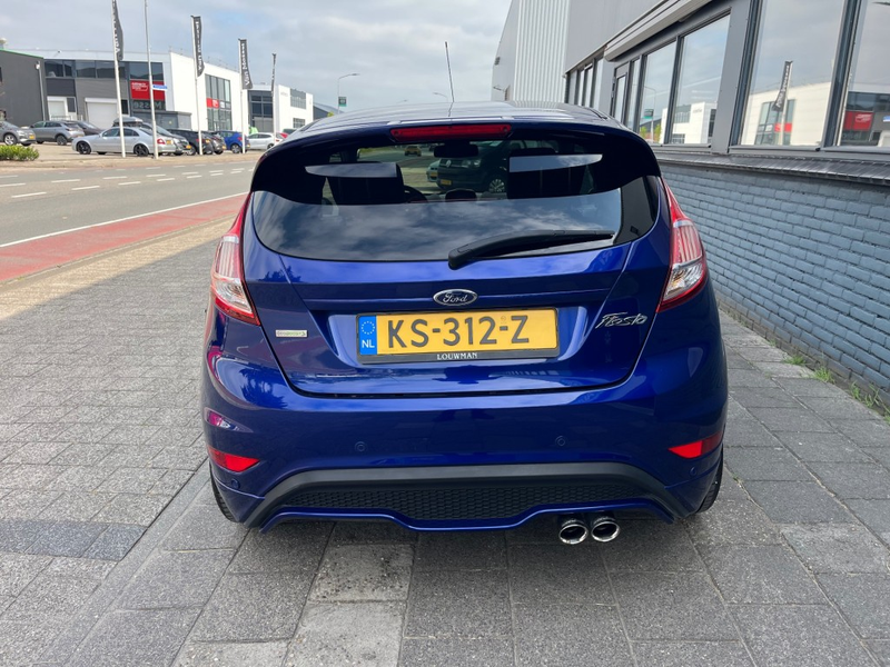 Ford Fiesta 1.0 ECOB. ST LINE — photo 7