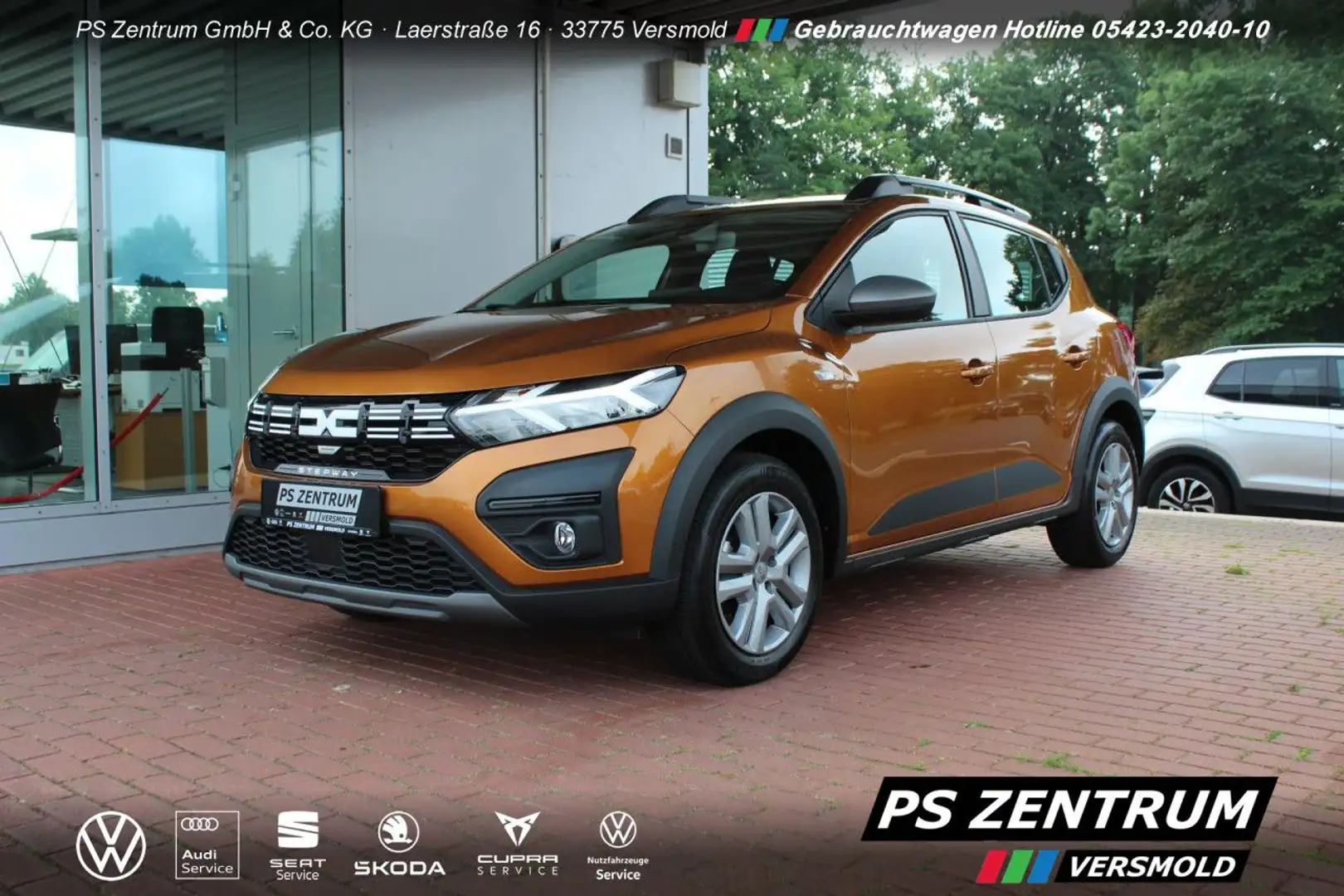 Dacia Sandero III 1.0 TCe 110 Stepway Expression NAVI Orange - 1