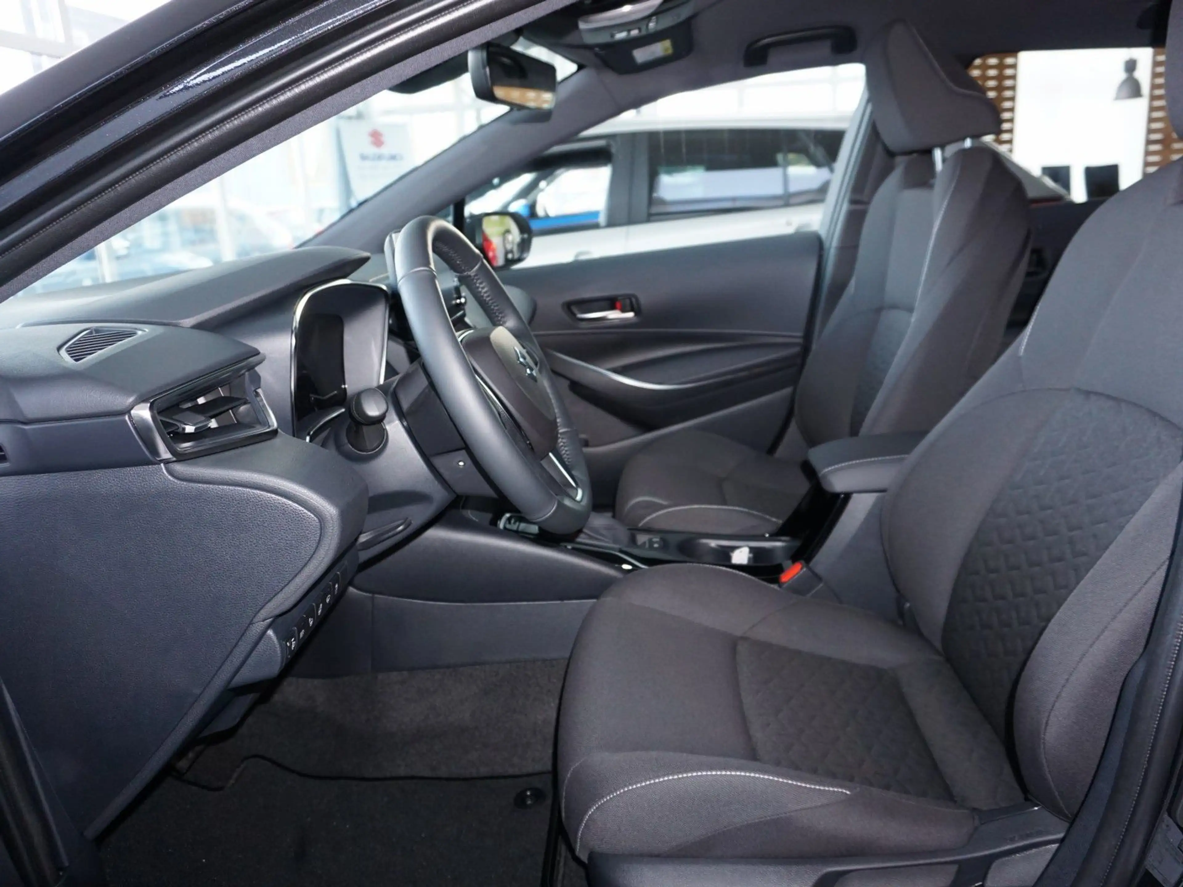 Suzuki Swace CVT*Comfort+*Anhängerkupplung*Allwetter* — photo 11