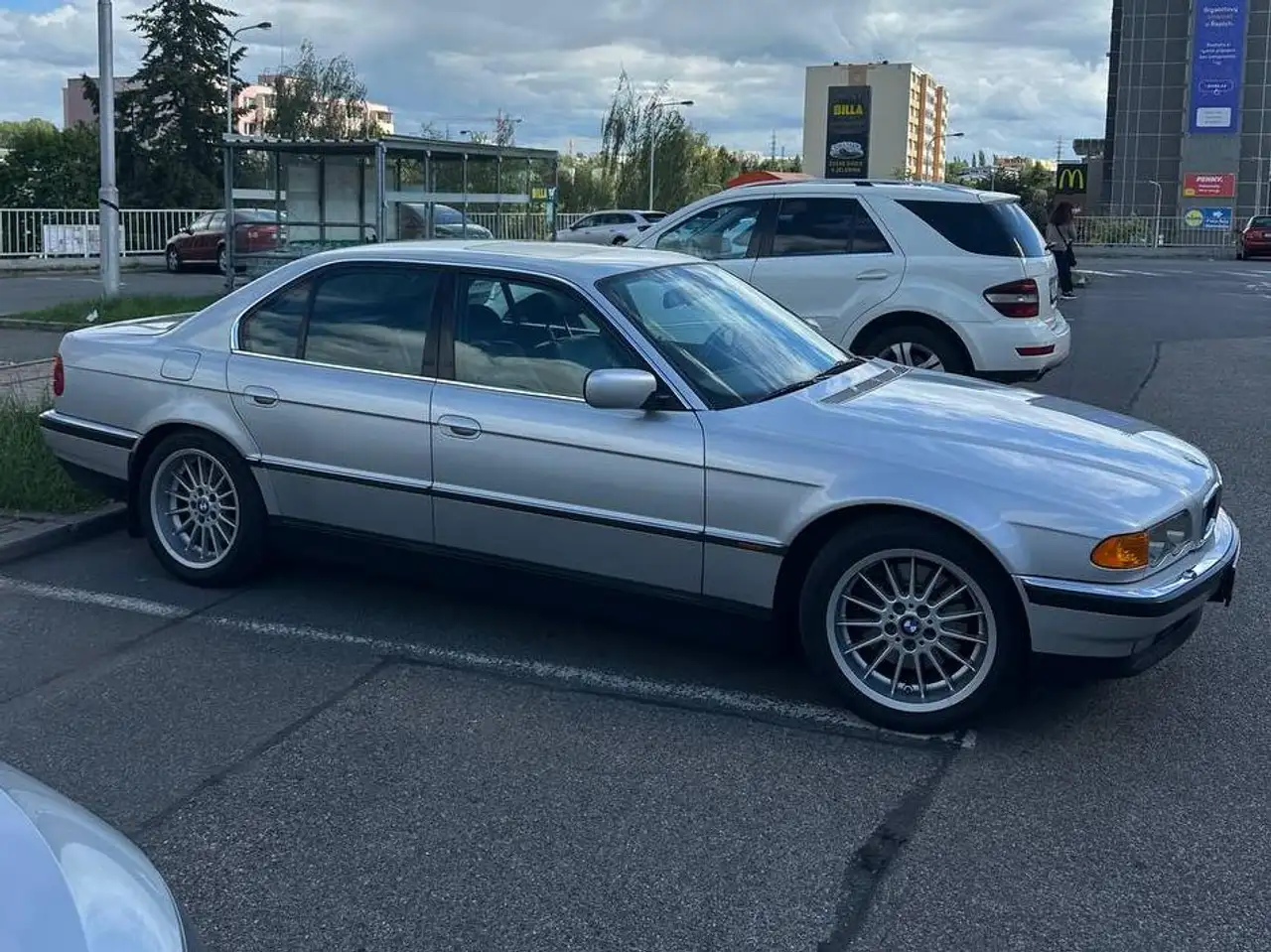 BMW 740, foto 2