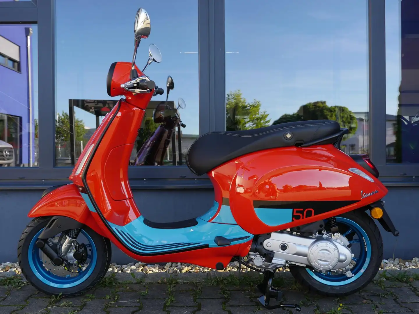Vespa Primavera 50 Color Vibe - 2