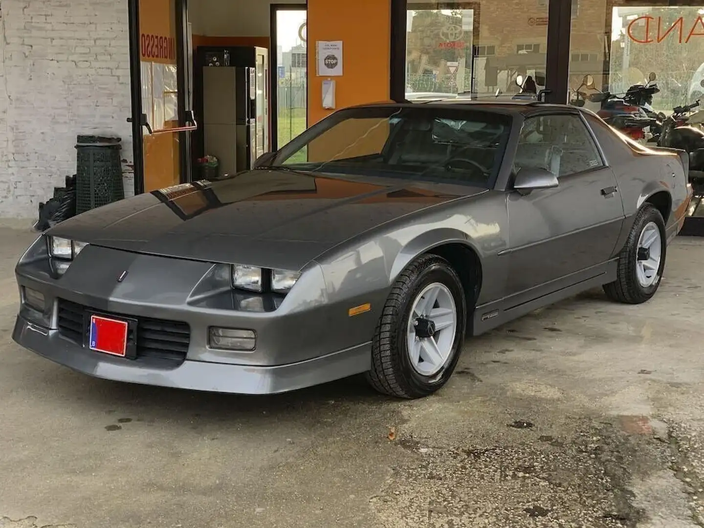 Chevrolet Camaro RS Grigio - 1