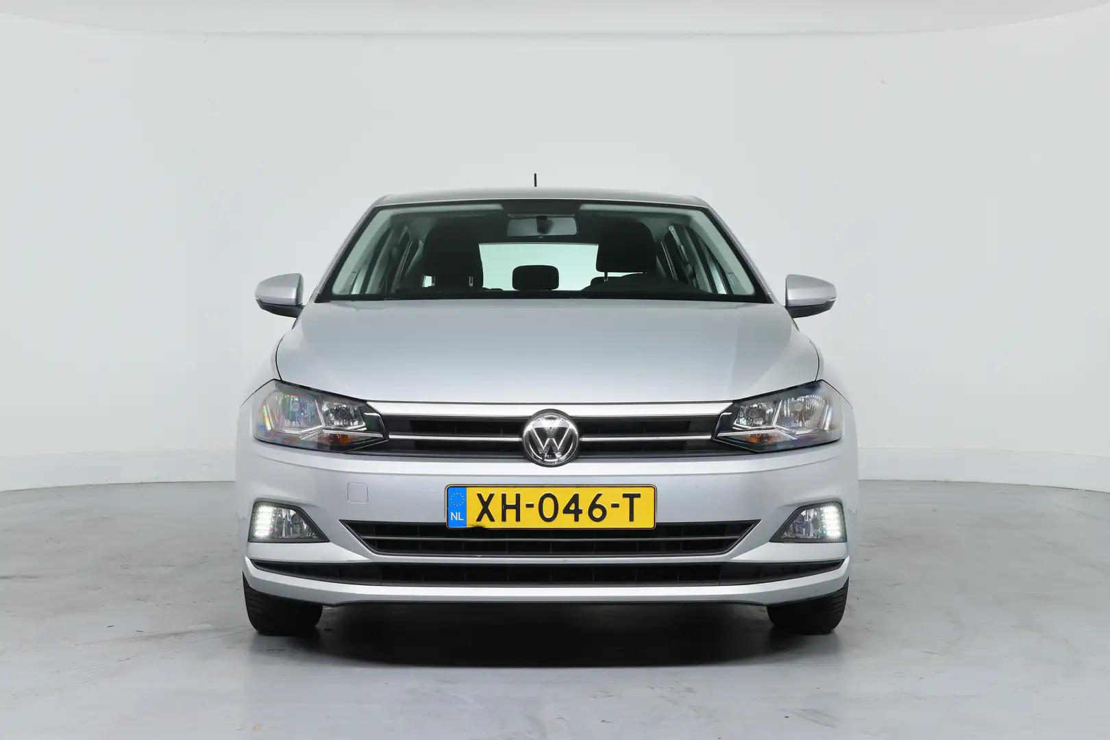 Volkswagen Polo 1.0 TSI Comfortline Navi | Airco | Cruise Adaptive Grijs - 2