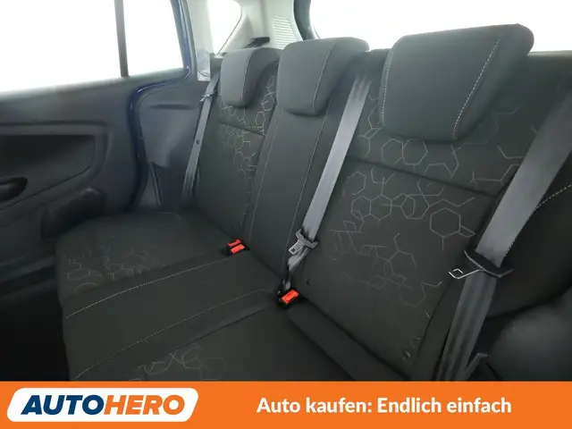 Ford B-Max view 14