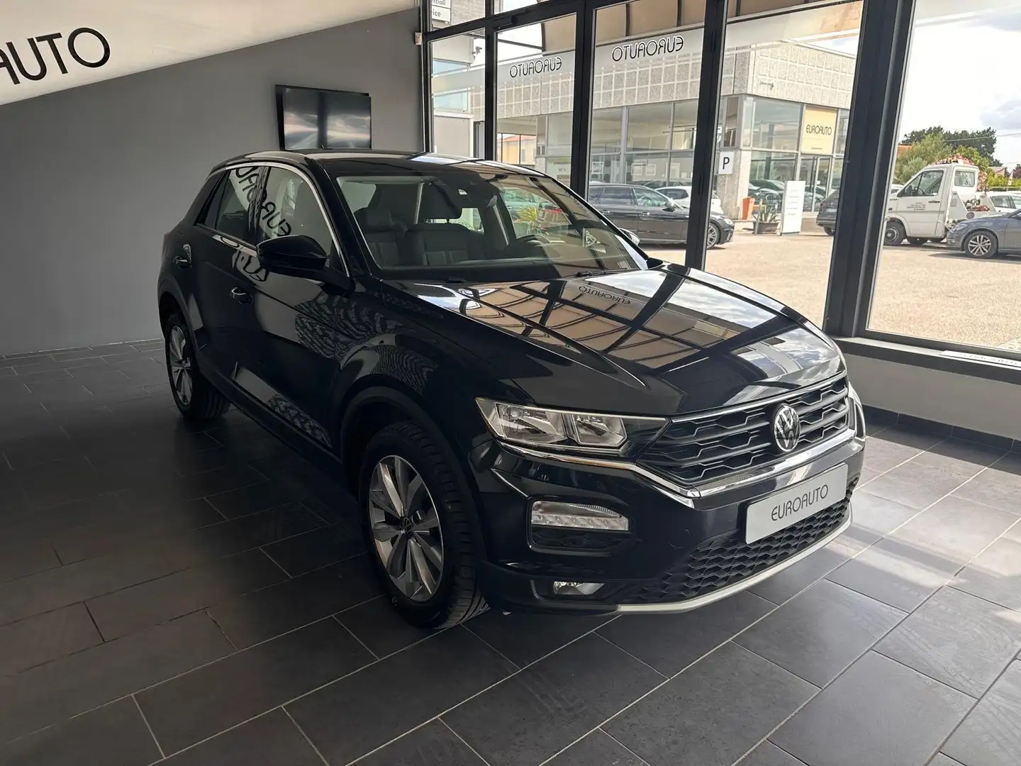 Volkswagen T-Roc T-Roc 2017 1.0 tsi Style 110cv Nero - 2