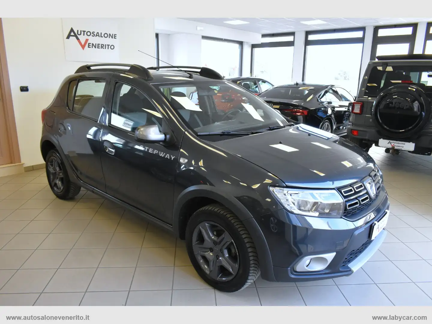 Dacia Sandero Stepway 1.5 dCi 8V 90 CV S&S Grau - 2