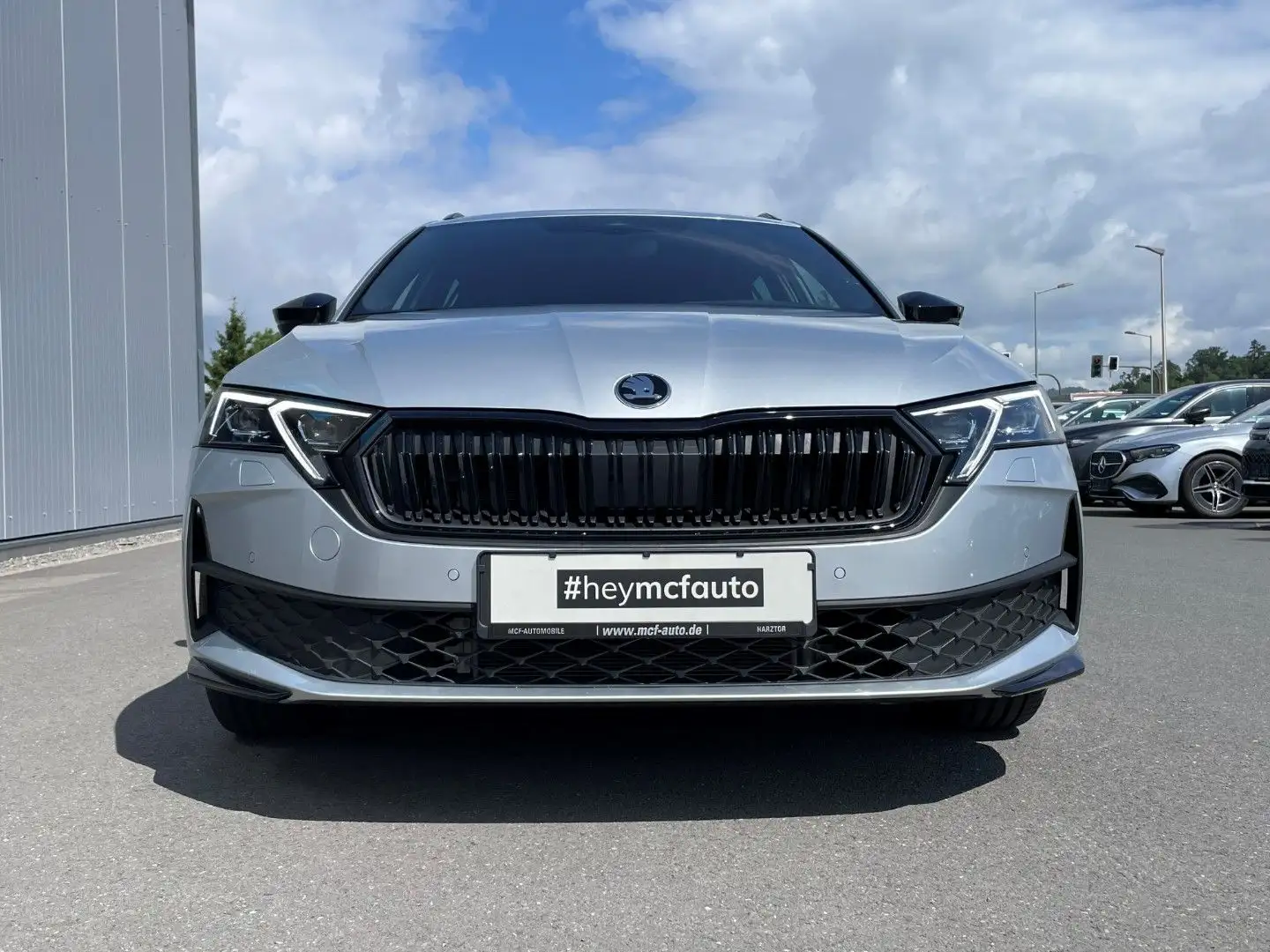 Skoda Octavia Combi 2.0 TDI DSG Sportline *Matrix*AHK* Srebrny - 2